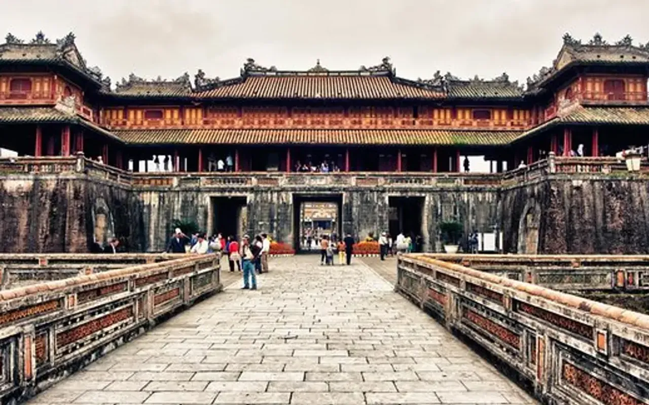 main photo