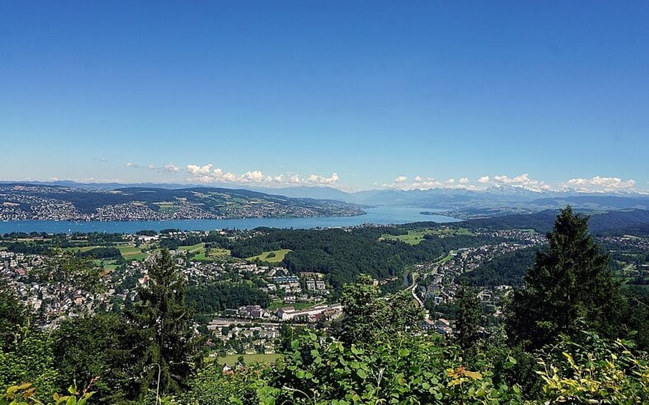 Zurich Sunset Tour with Cheese Fondue — photo 5