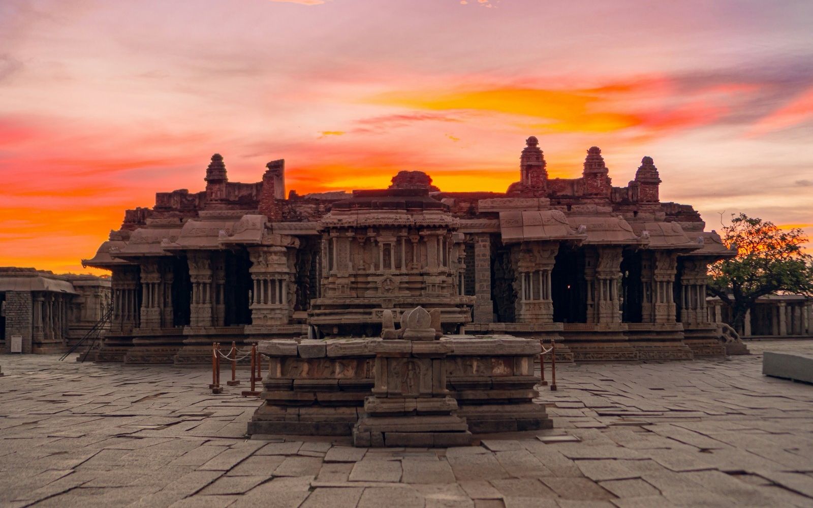 6 Day Karnataka Tour | Bangalore, Coorg, Chikmagalur & Hampi Itinerary