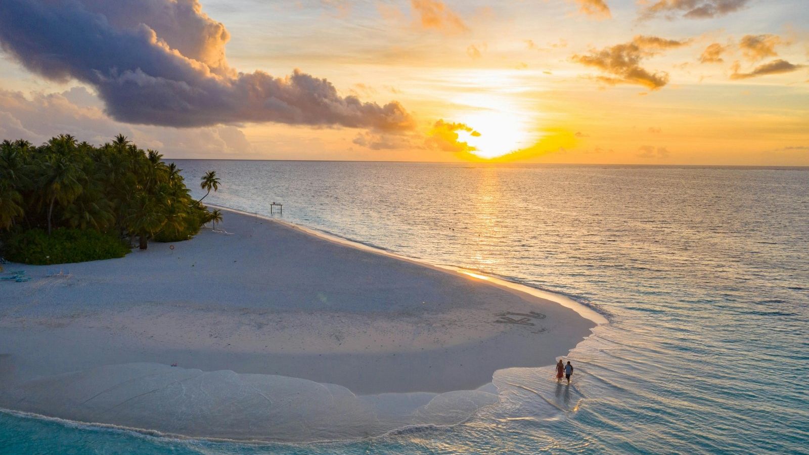 Sun, Sand & Serenity: The World’s Most Breathtaking Island Holidays