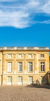 Versailles Extended Tour from Paris (Palace with guide, gardens, the Trianons and the Queen’s Hamlet)