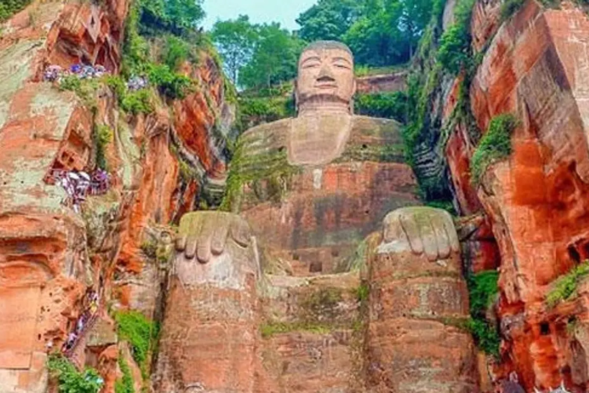 Chengdu to Leshan Giant Buddha Private Day Tour