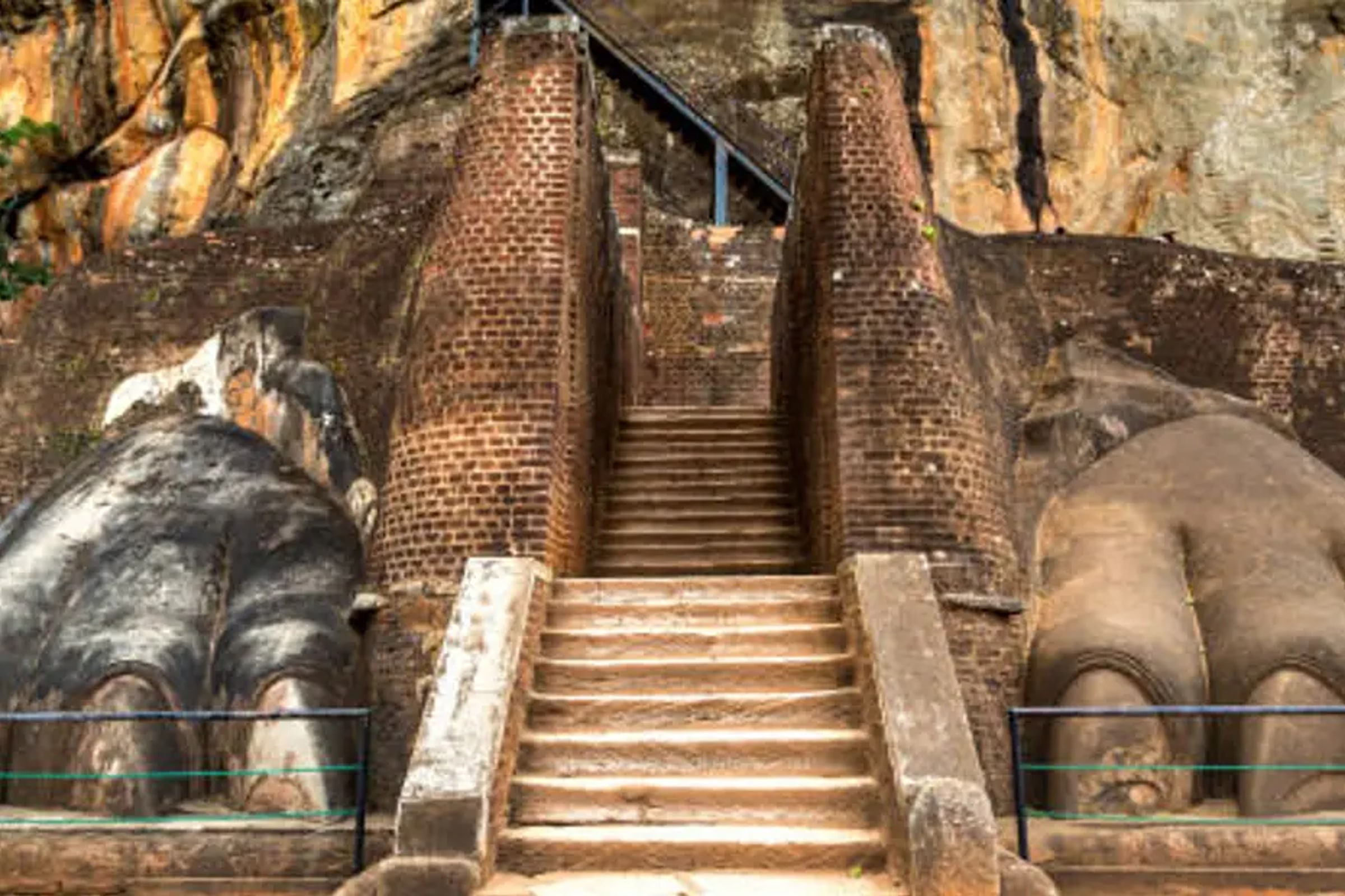 Sigiriya Lion's Rock Fortress Day Tour And Village Experience from Colombo