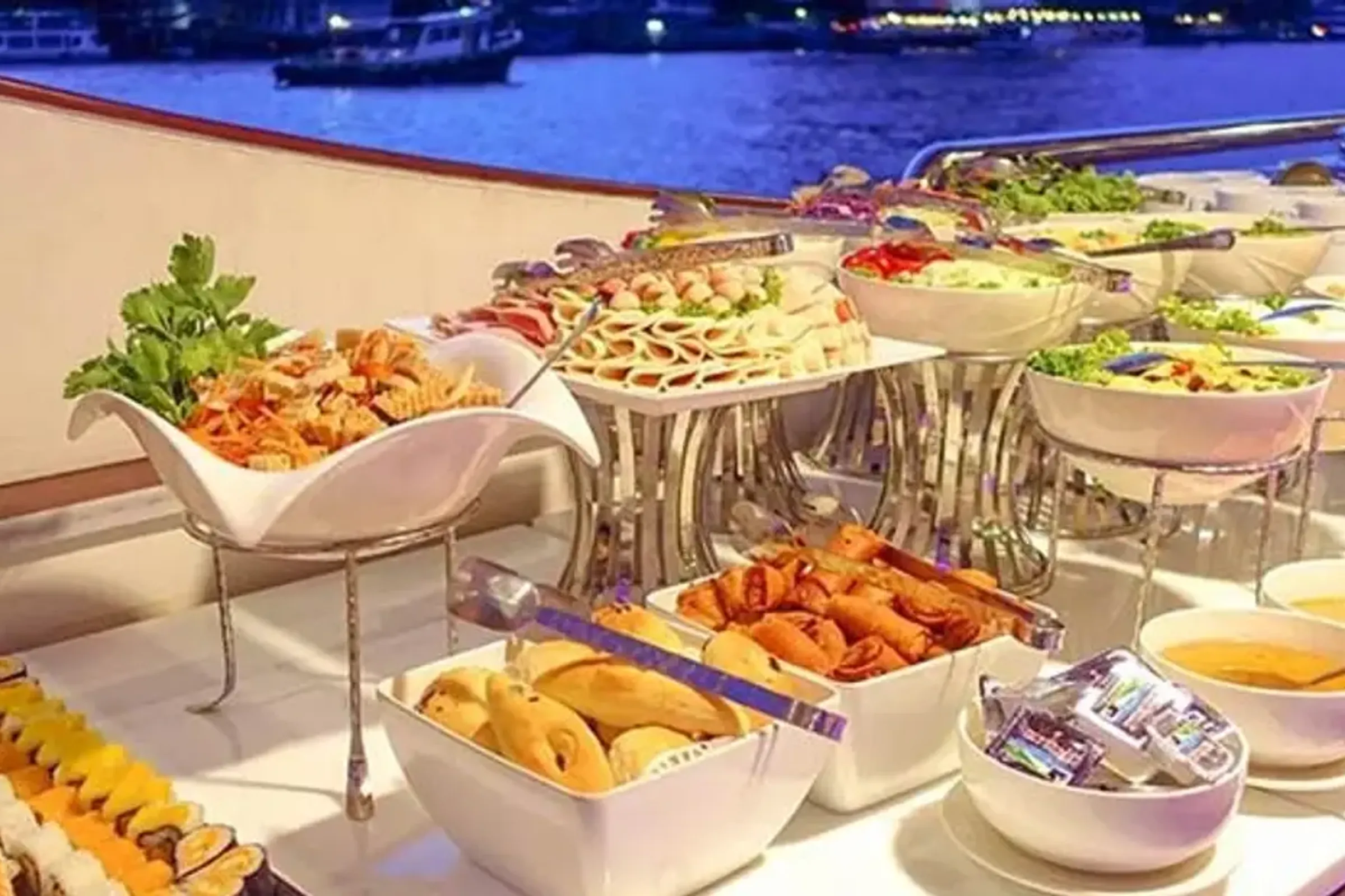 Royal Princess Dinner Cruise in Bangkok — photo 5