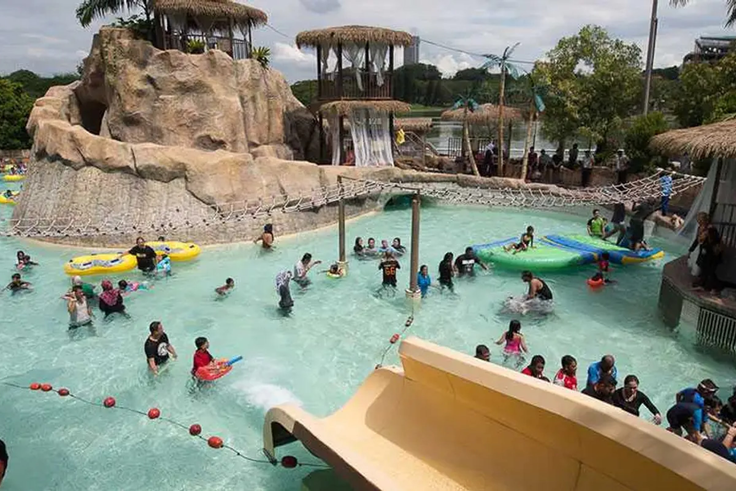 Wet World Water Park at Shah Alam