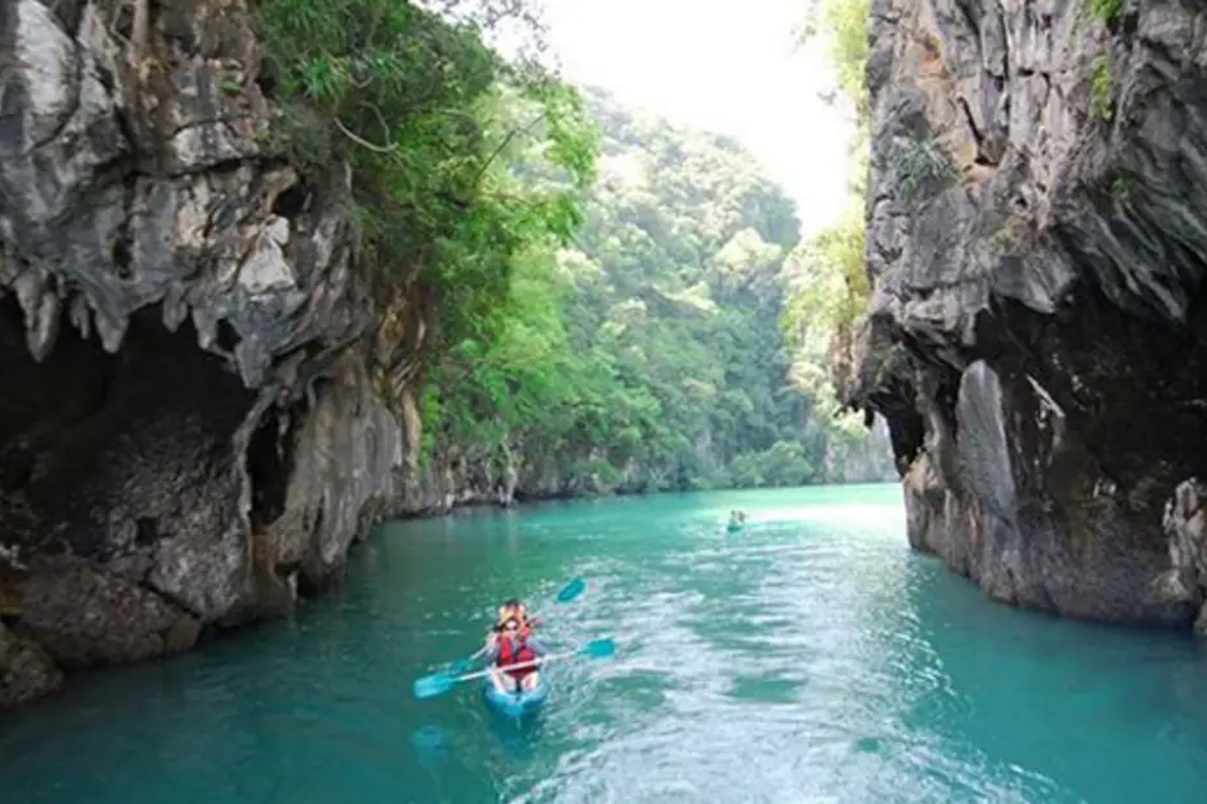Ban Bor Thor Kayaking Tour in Krabi by TTD