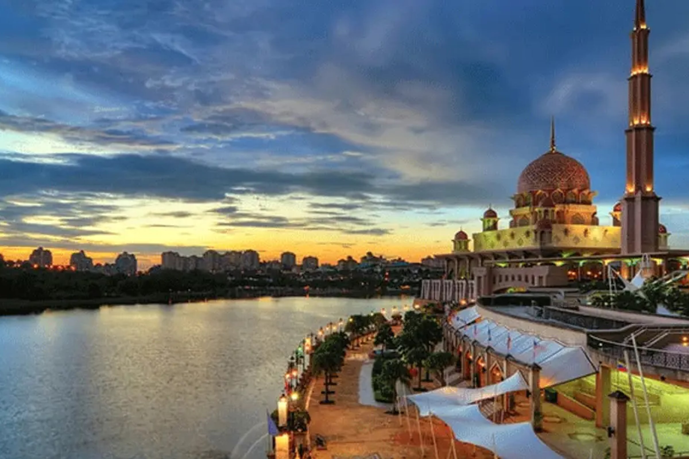 Putrajaya Cruise Tour
