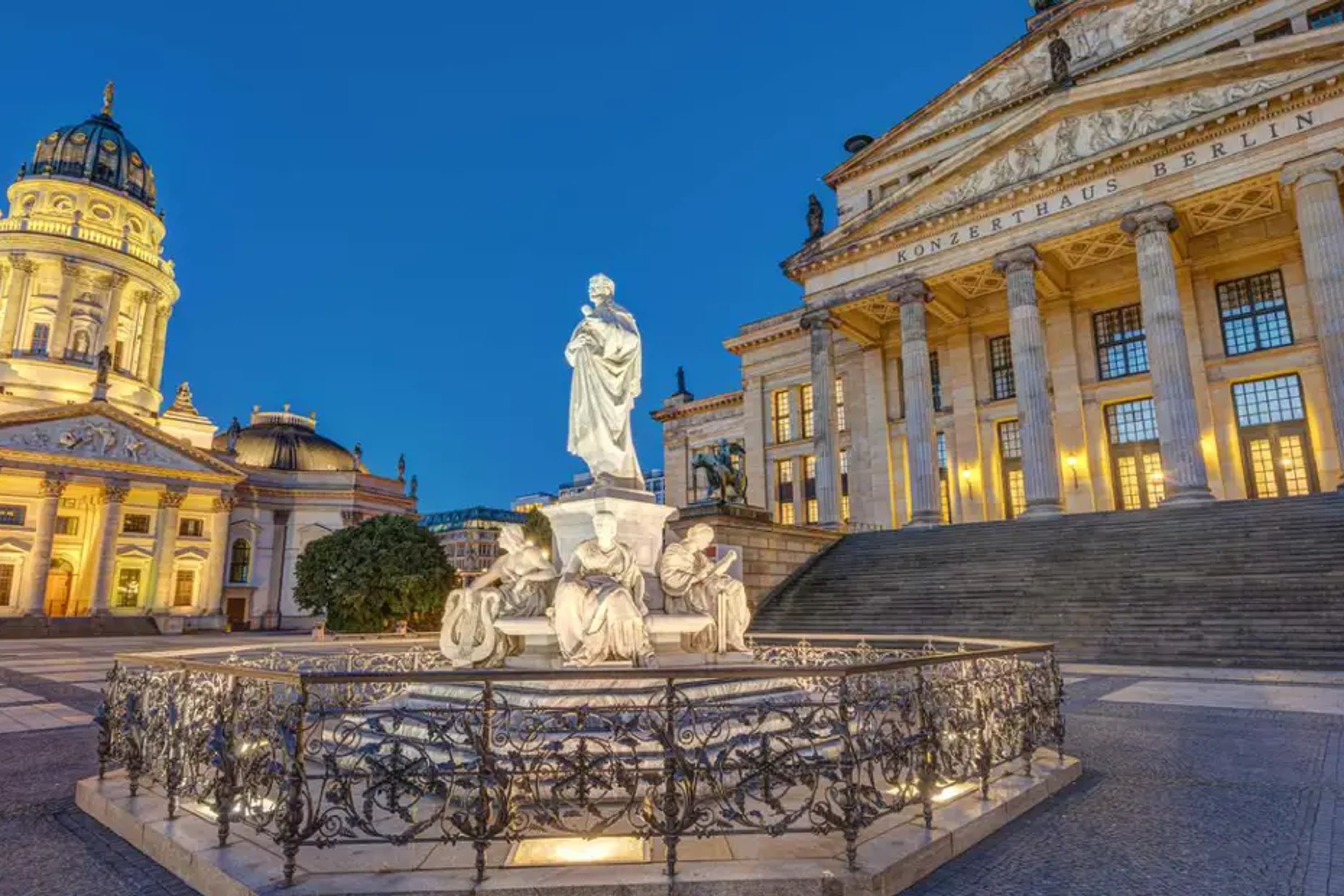 Discover Berlin Half Day Walking Tour