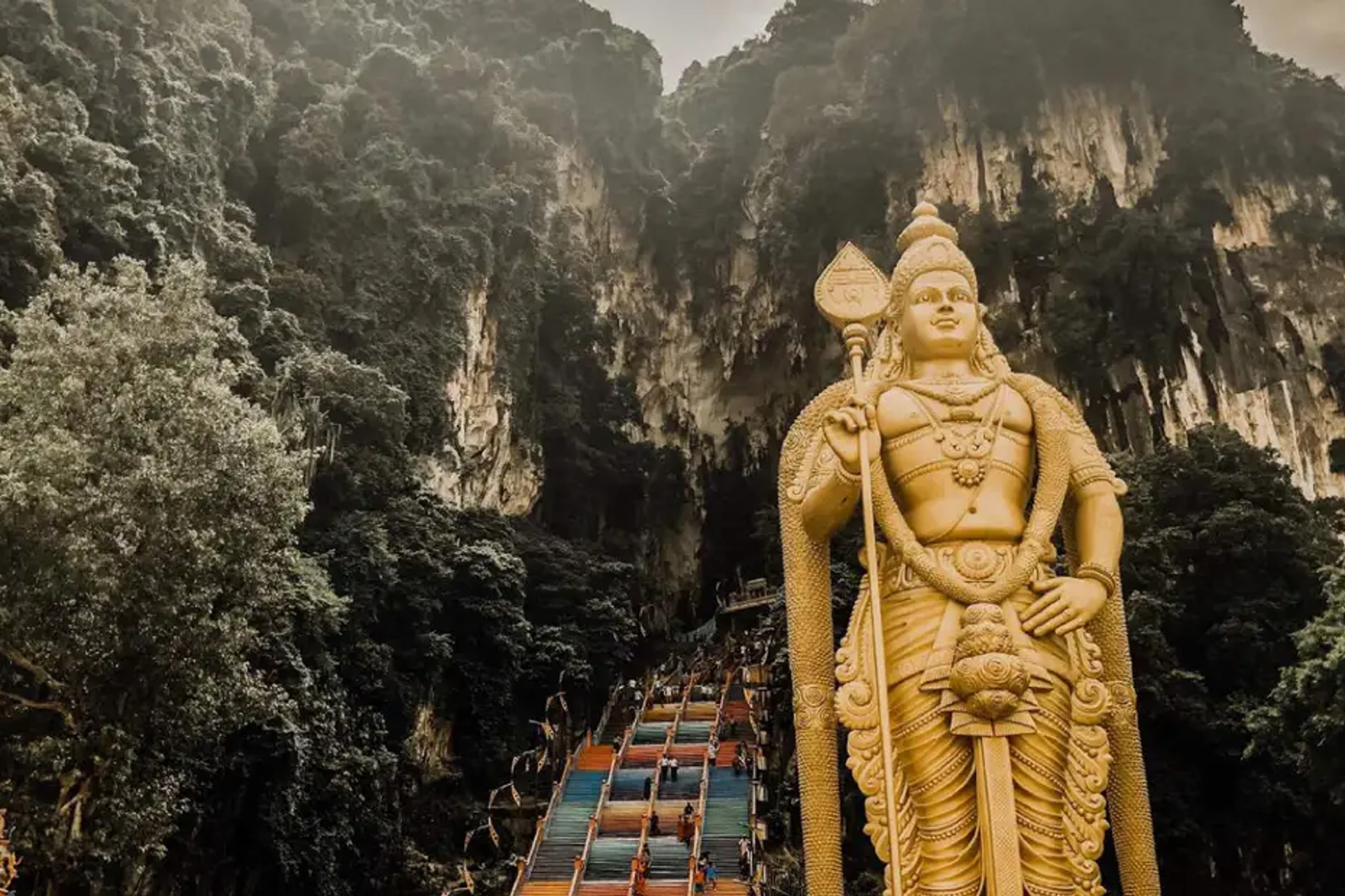 Genting Highlands and Batu Caves Day Tour