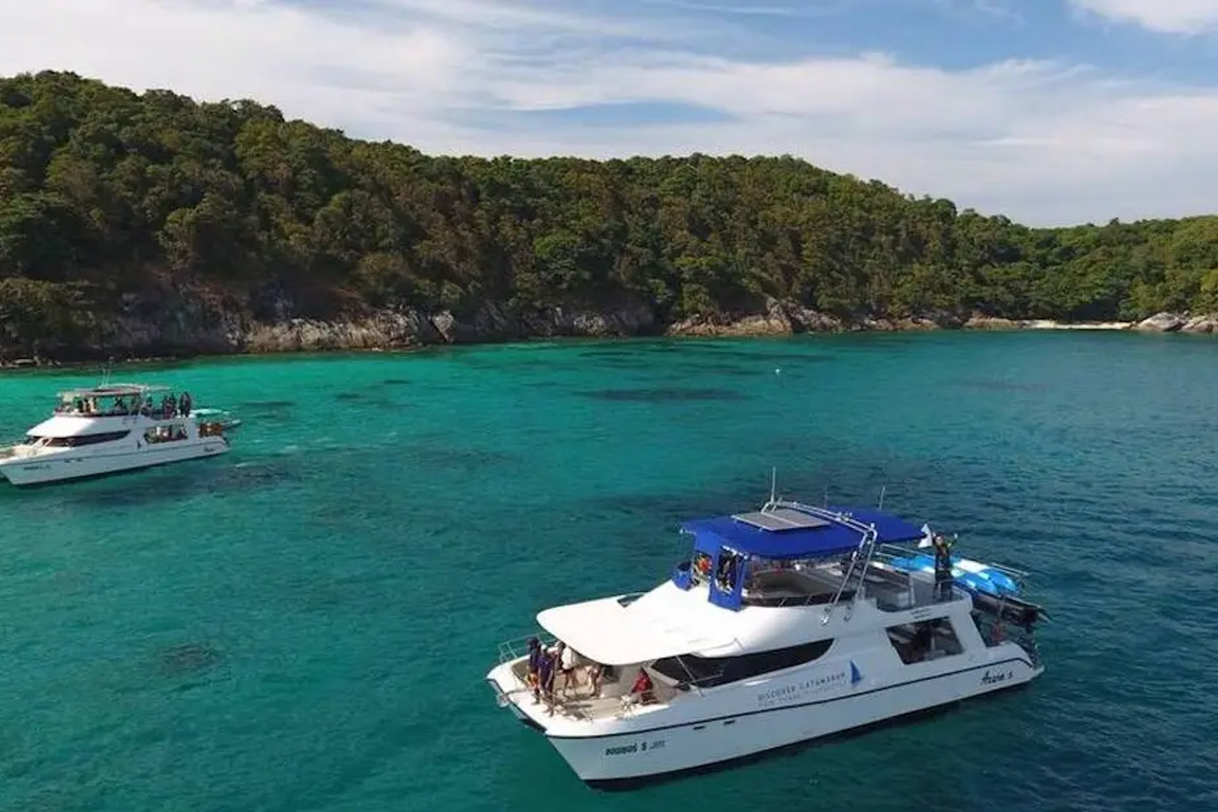 Phi Phi Maya and Khai Island by Premium Speed Catamaran free Clear Kayak from Phuket By TTD