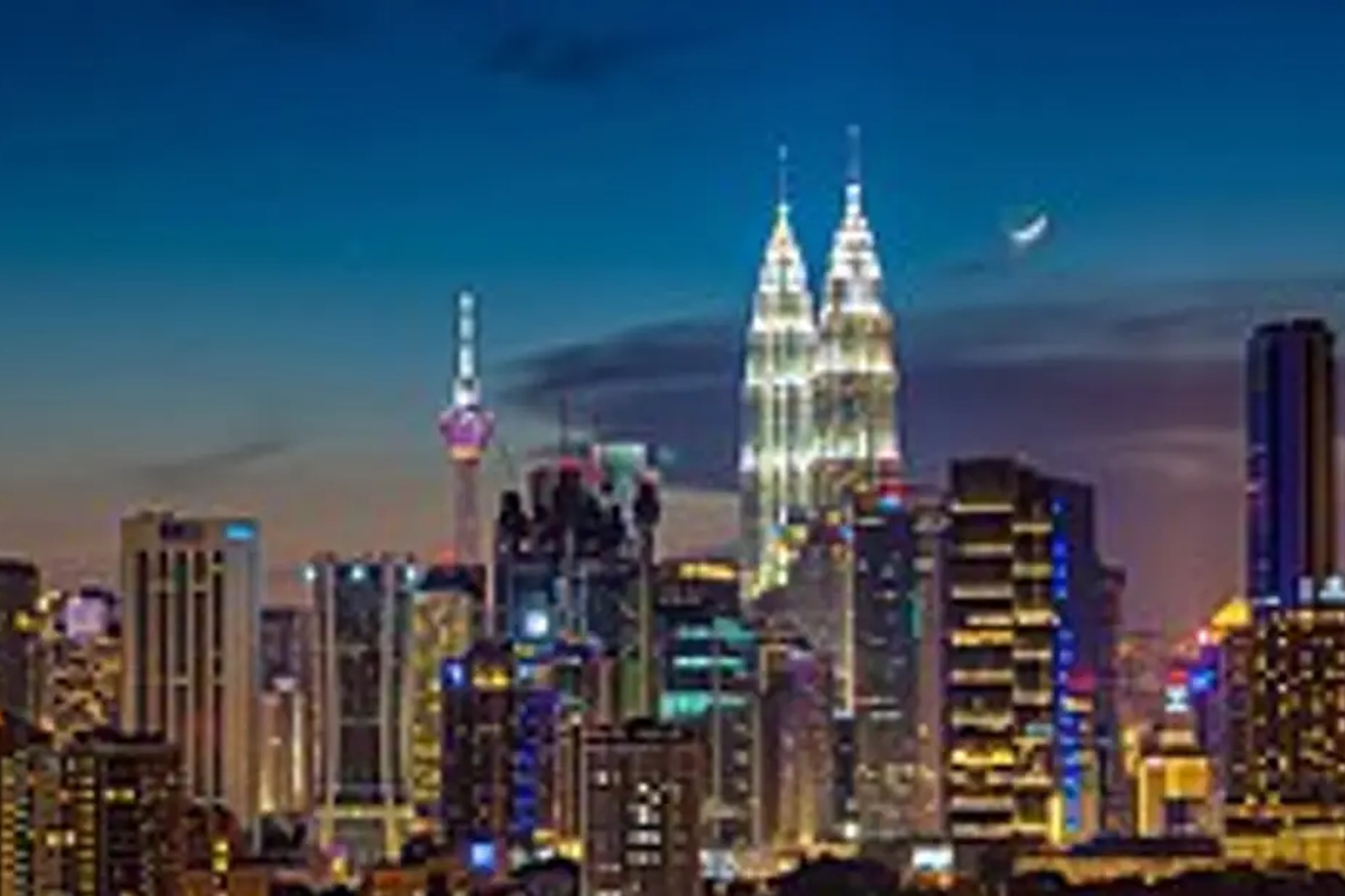 KL City of Lights Tour with Hop-on Hop-off Bus