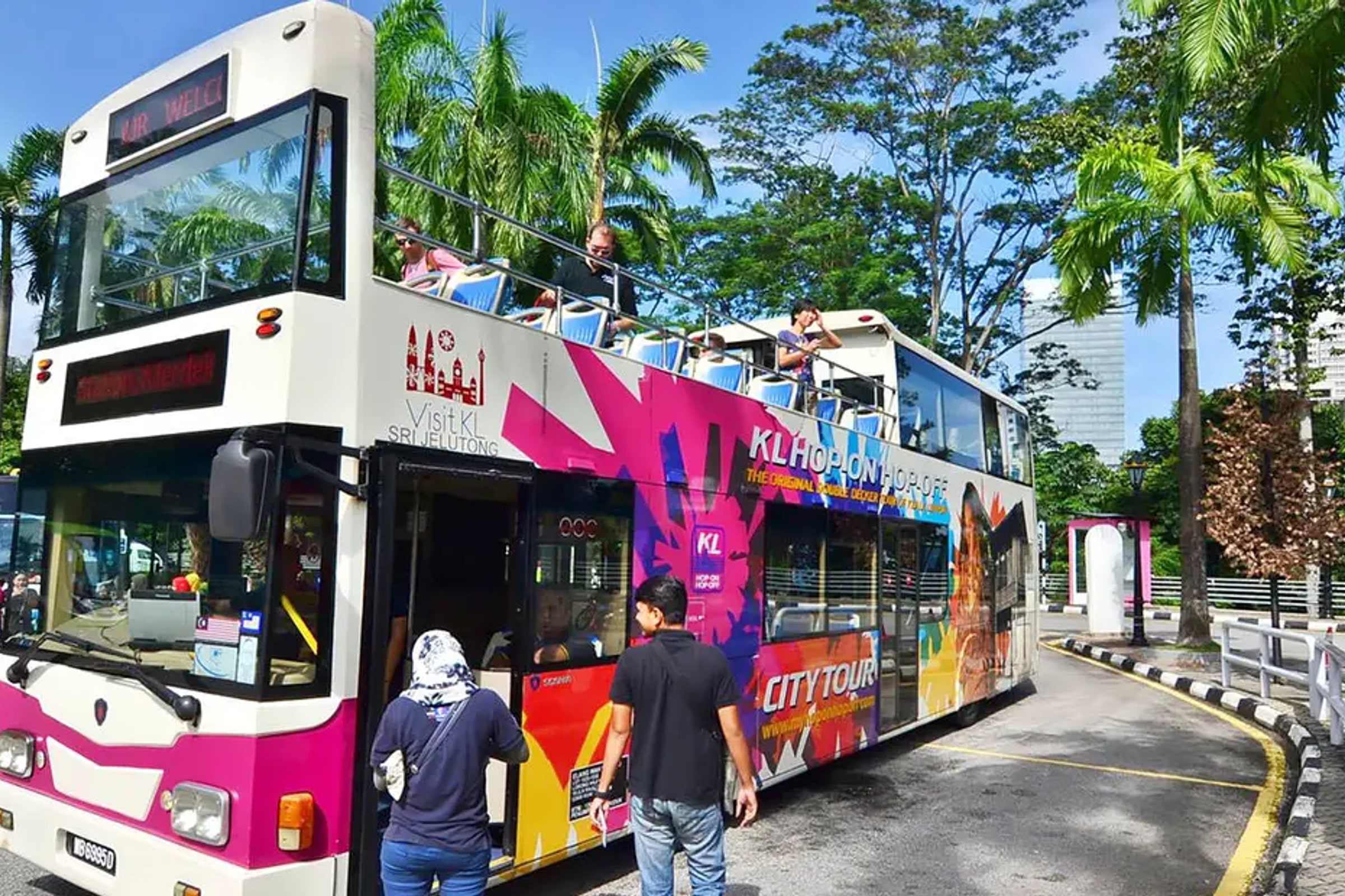 KL Hop-On Hop-Off Sightseeing Bus Pass
