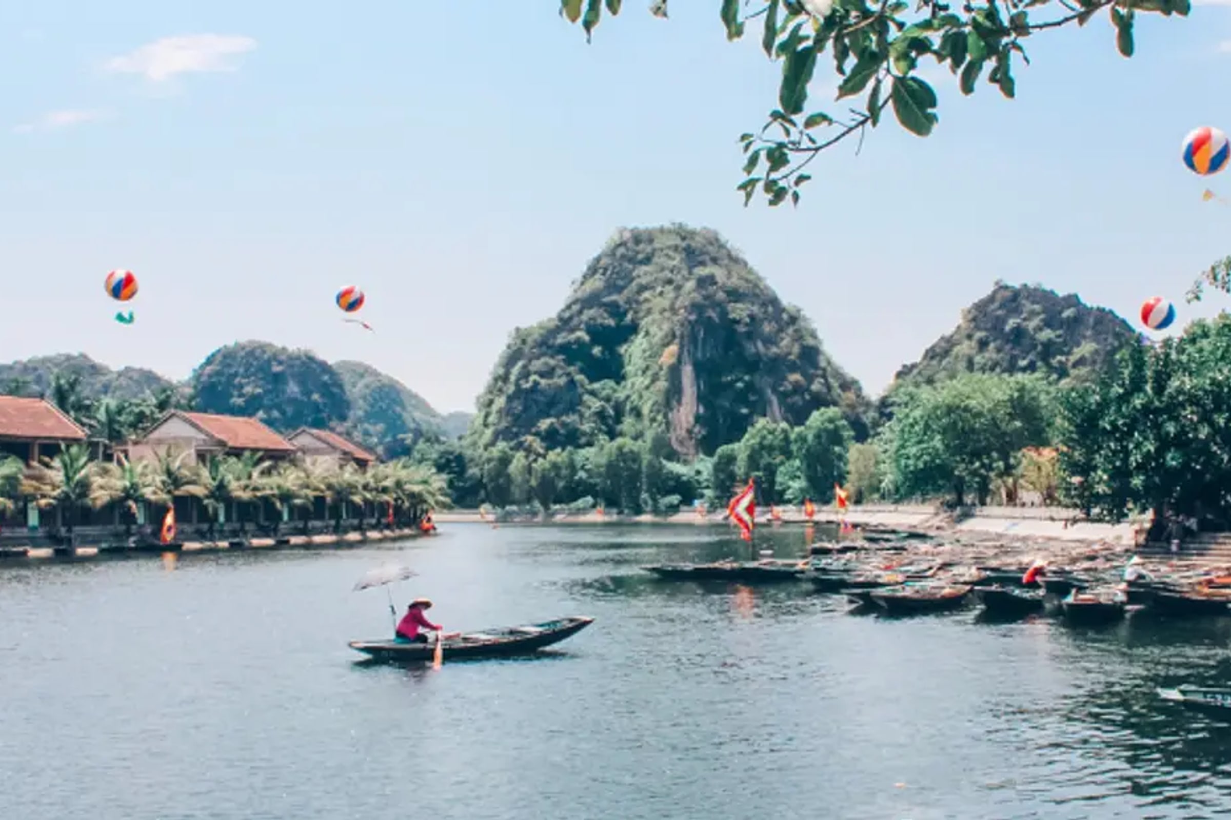 Hoa Lu and Tam Coc Day Tour from Hanoi
