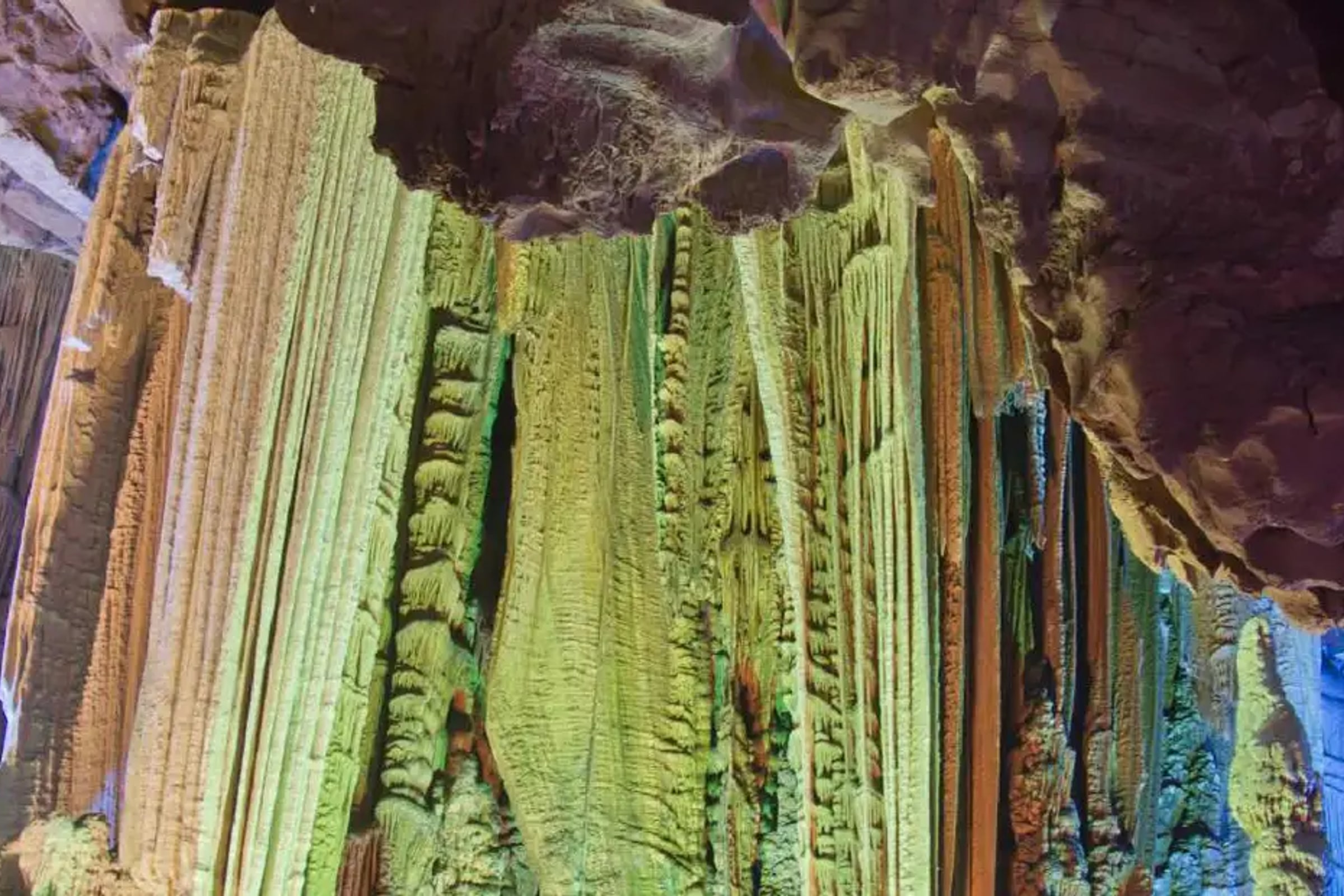 Reed Flute Cave & Elephant Trunk Hill Private Half Day Tour