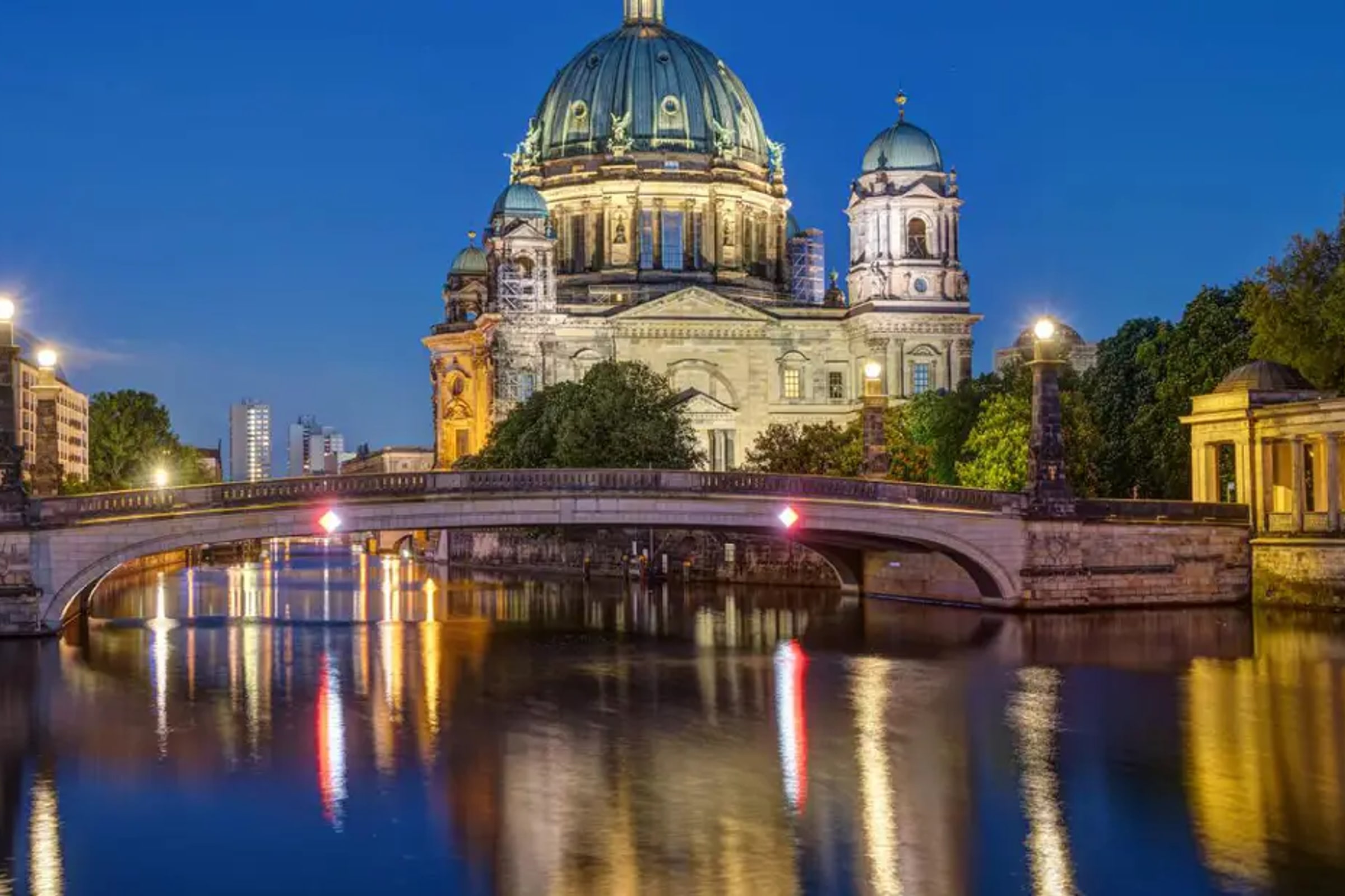 Discover Berlin Half Day Walking Tour