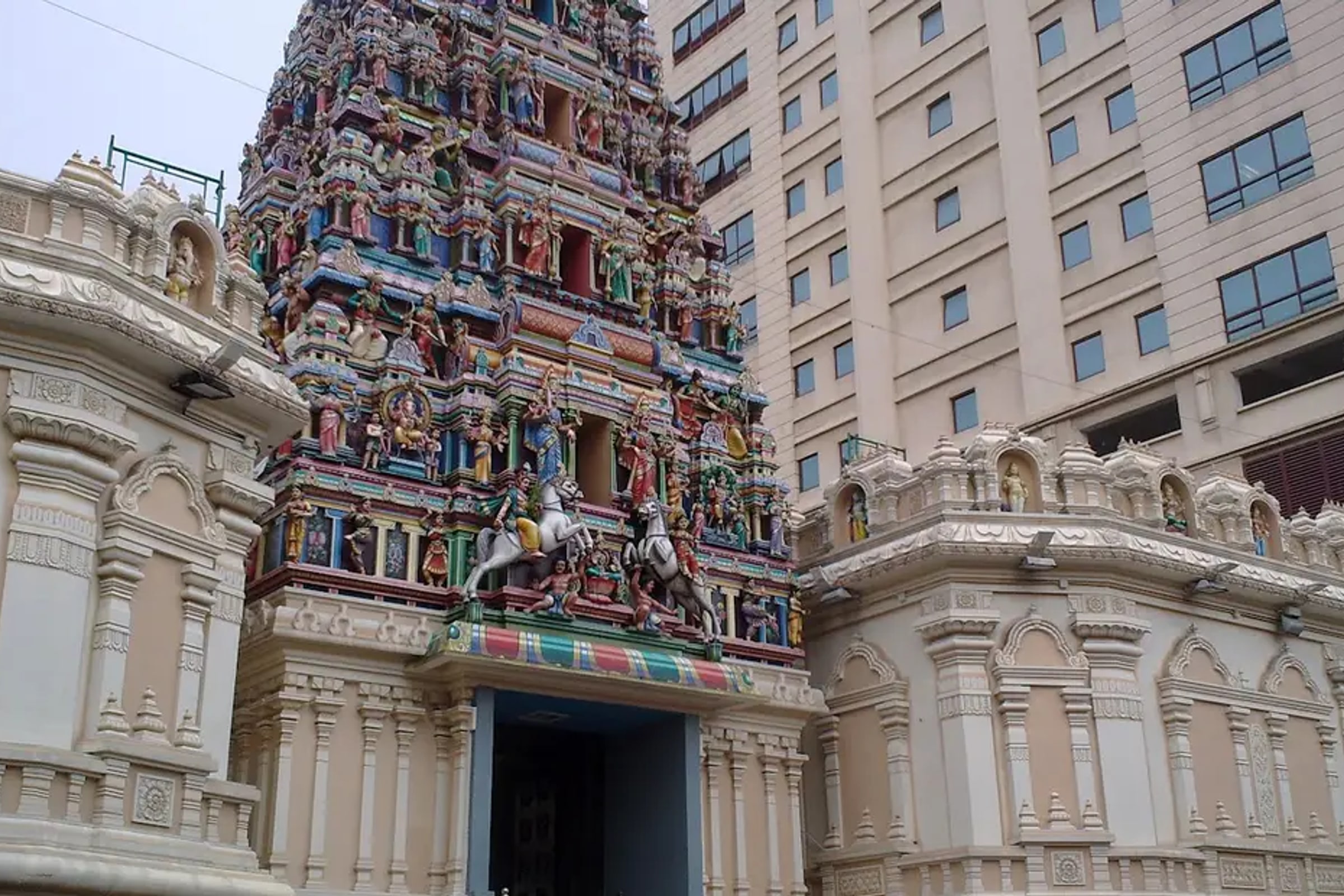 Local Evening Food Tour in Kuala Lumpur
