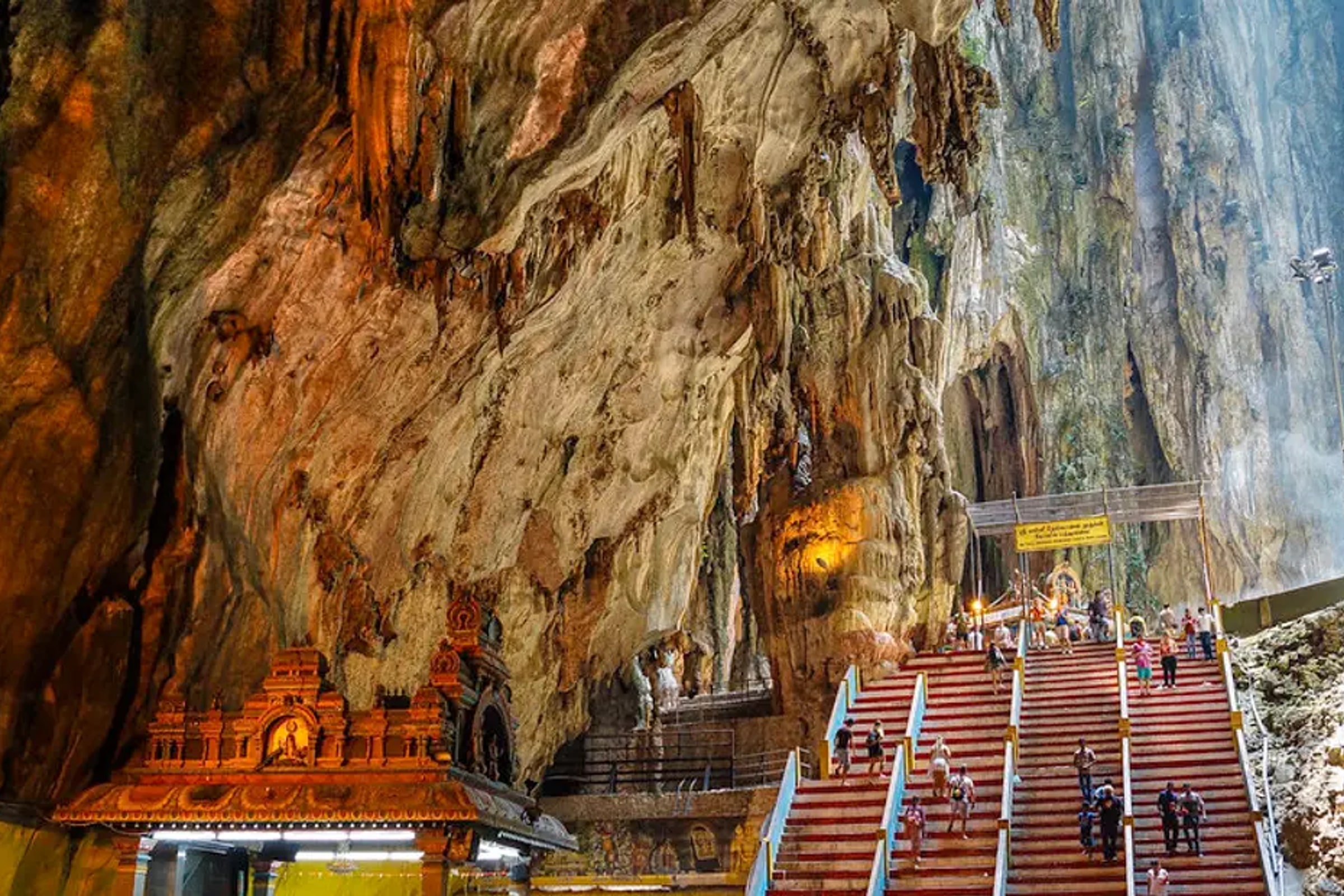 Kuala Lumpur Suburbs and Batu Caves