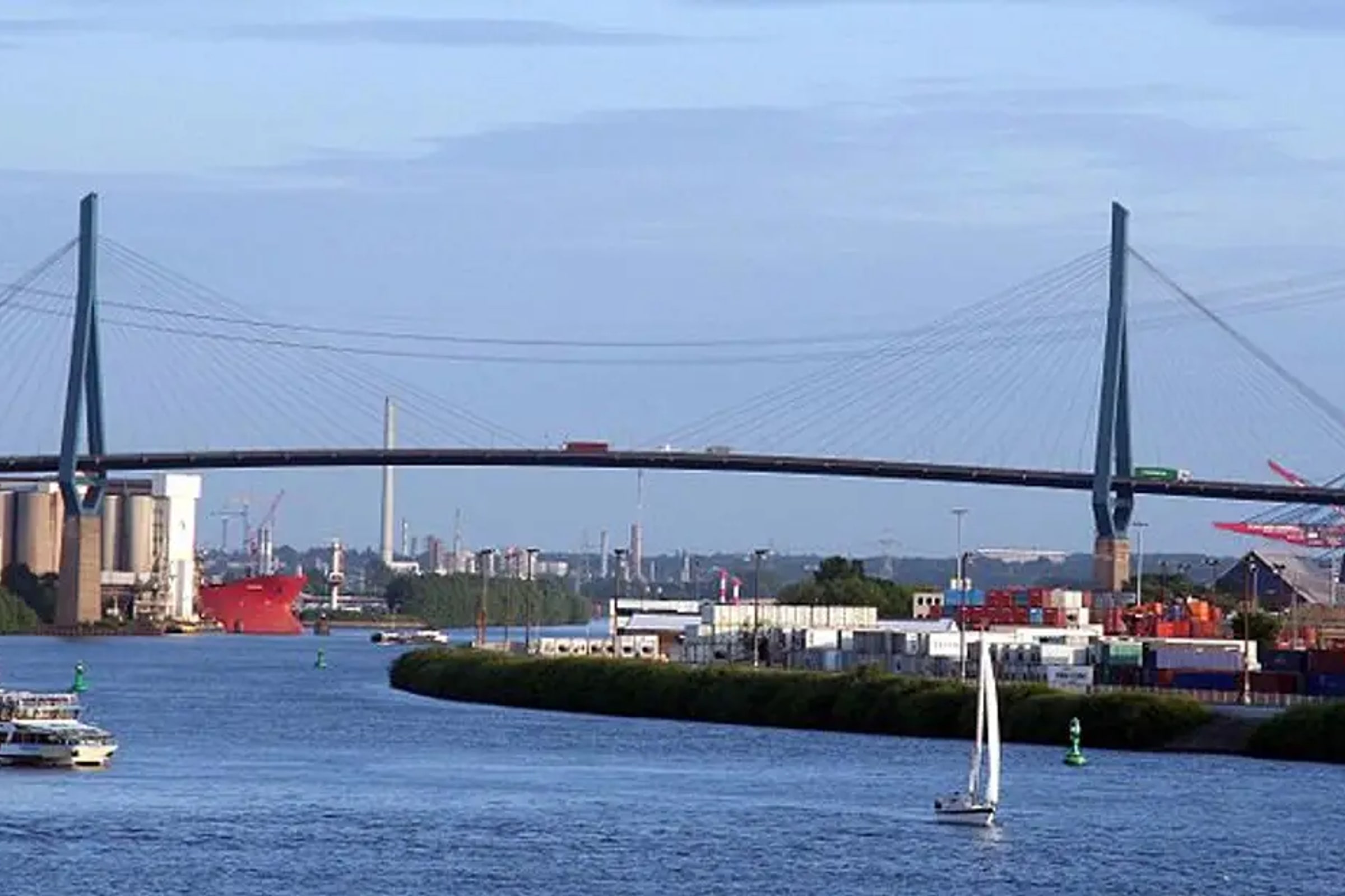 Hamburg Two-Hour Port Cruise Tour