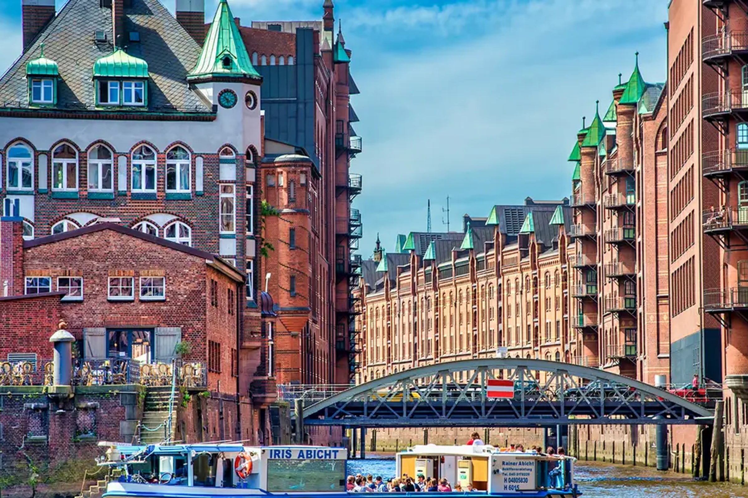 Hamburg One-Hour Harbor Cruise Tour