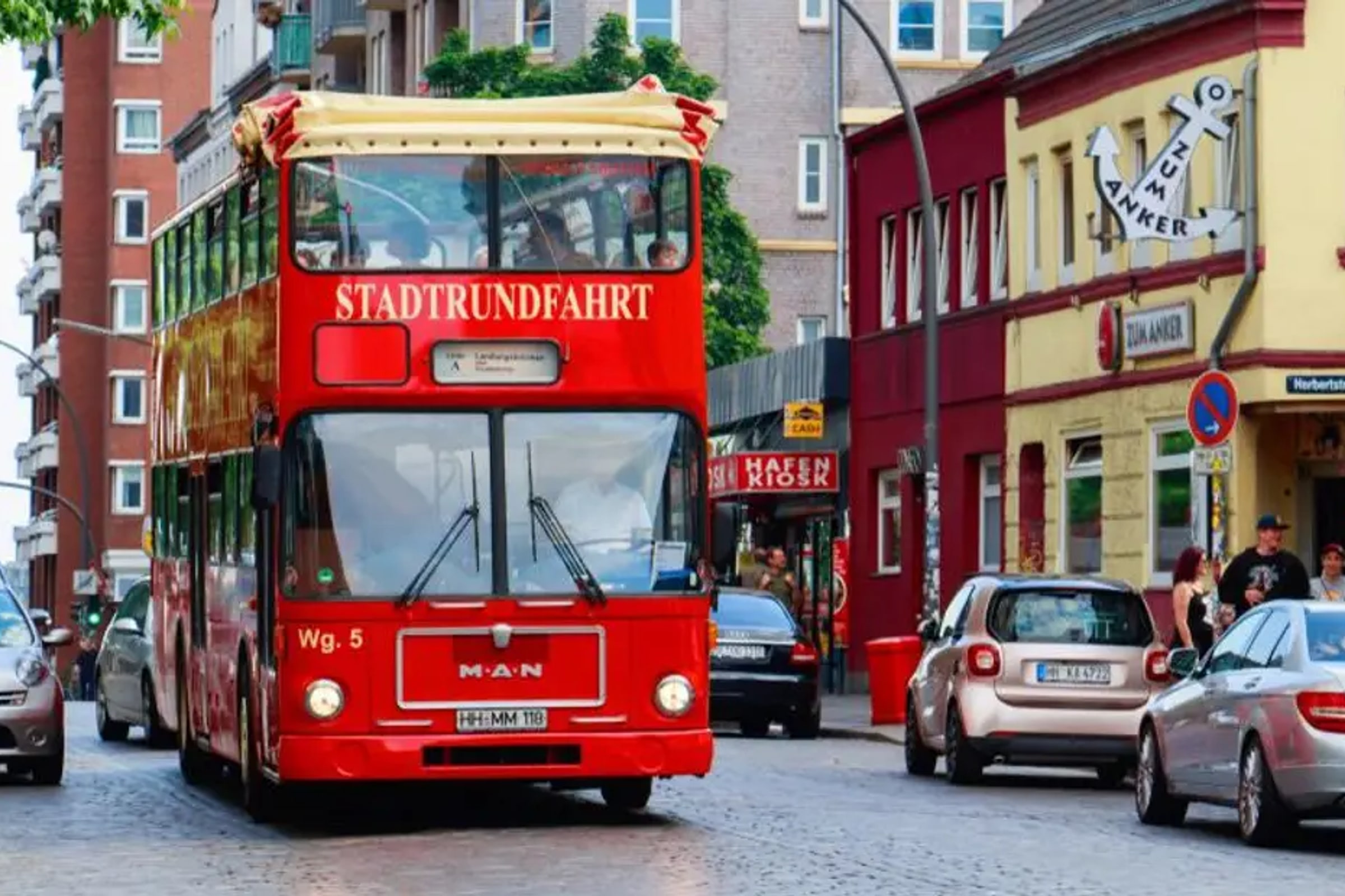 Hamburg Hop-On Hop-Off Sightseeing Bus Tour