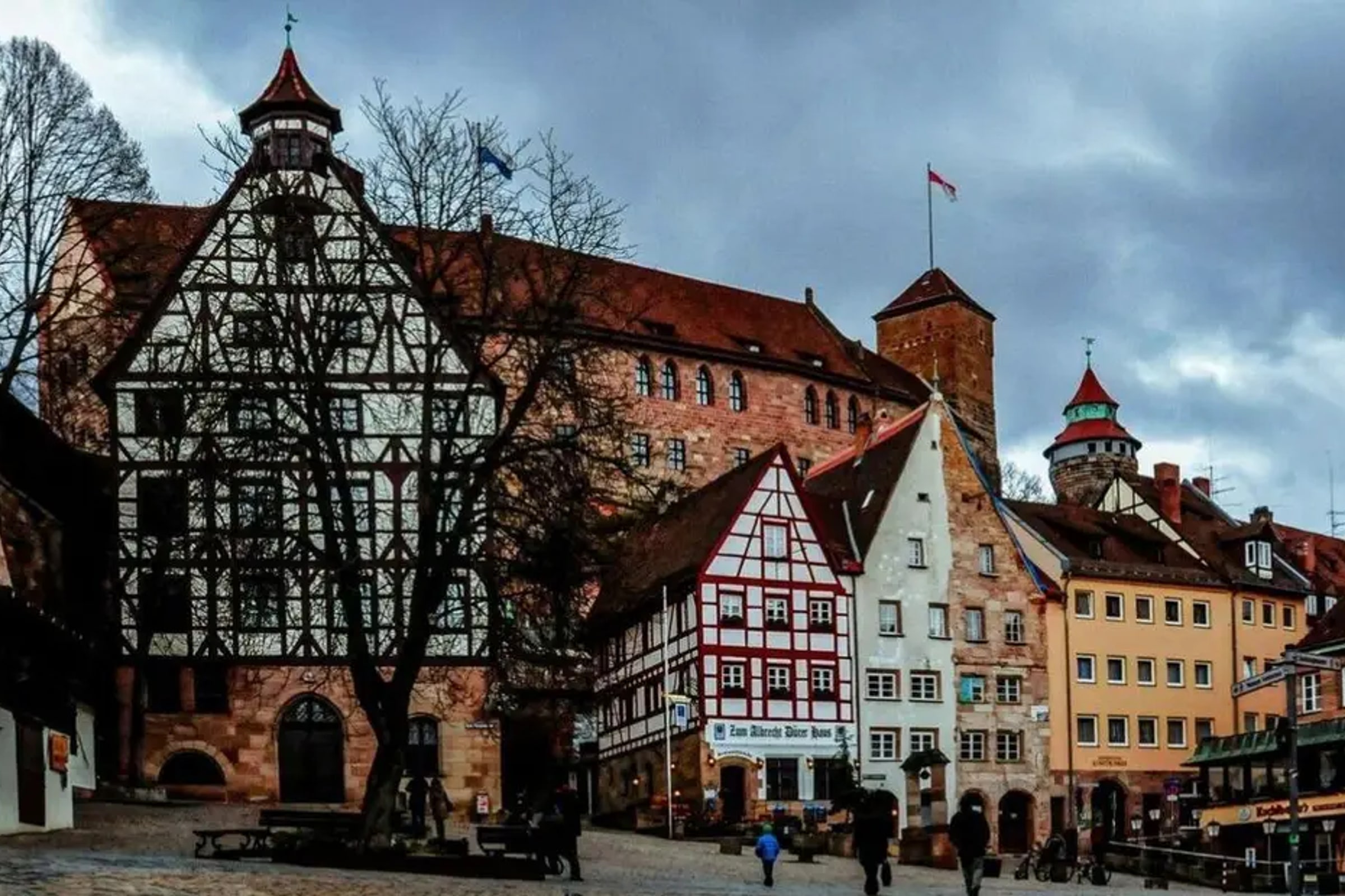 Nuremberg city tour with excursion by train from Munich