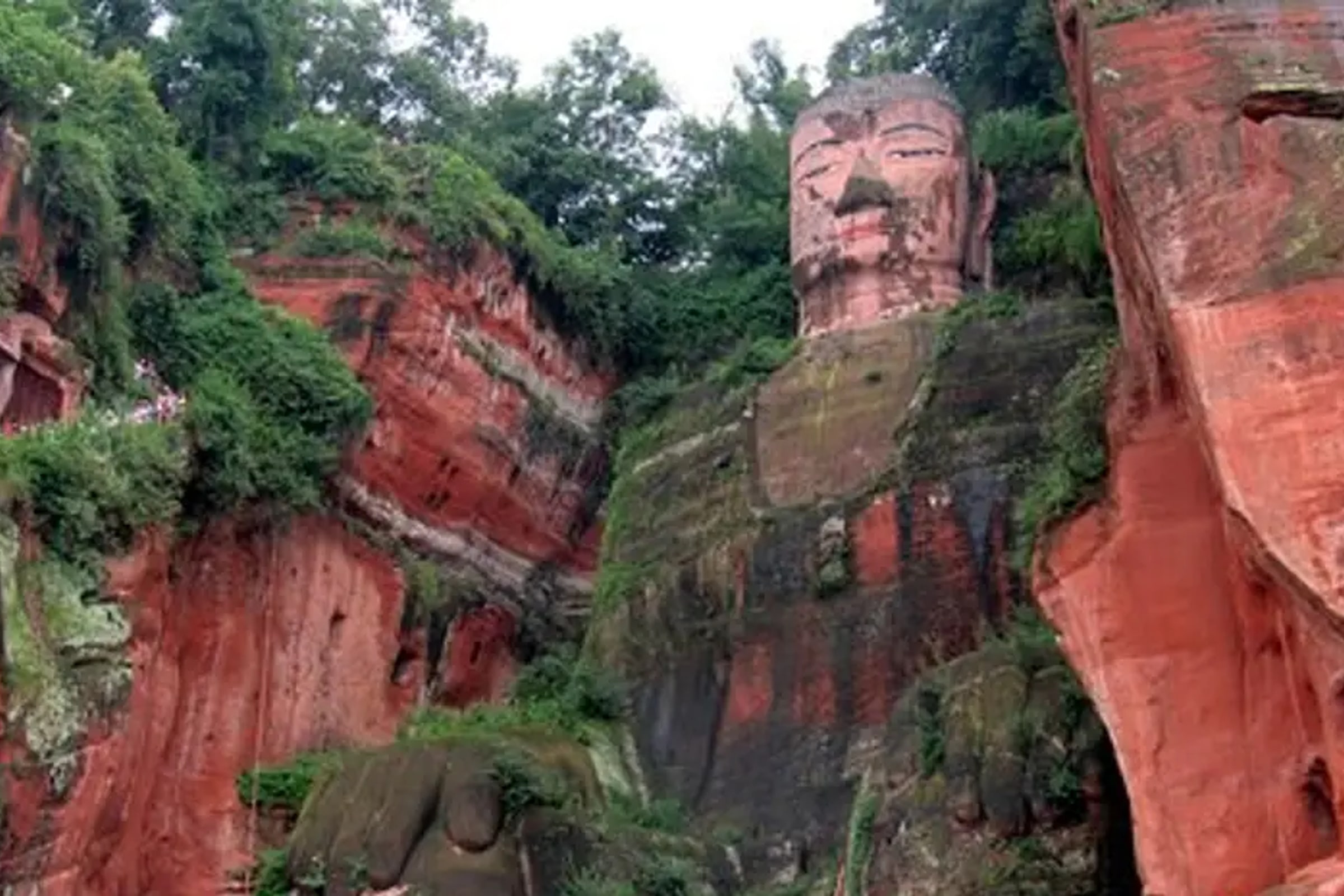 Chengdu to Leshan Giant Buddha Private Day Tour