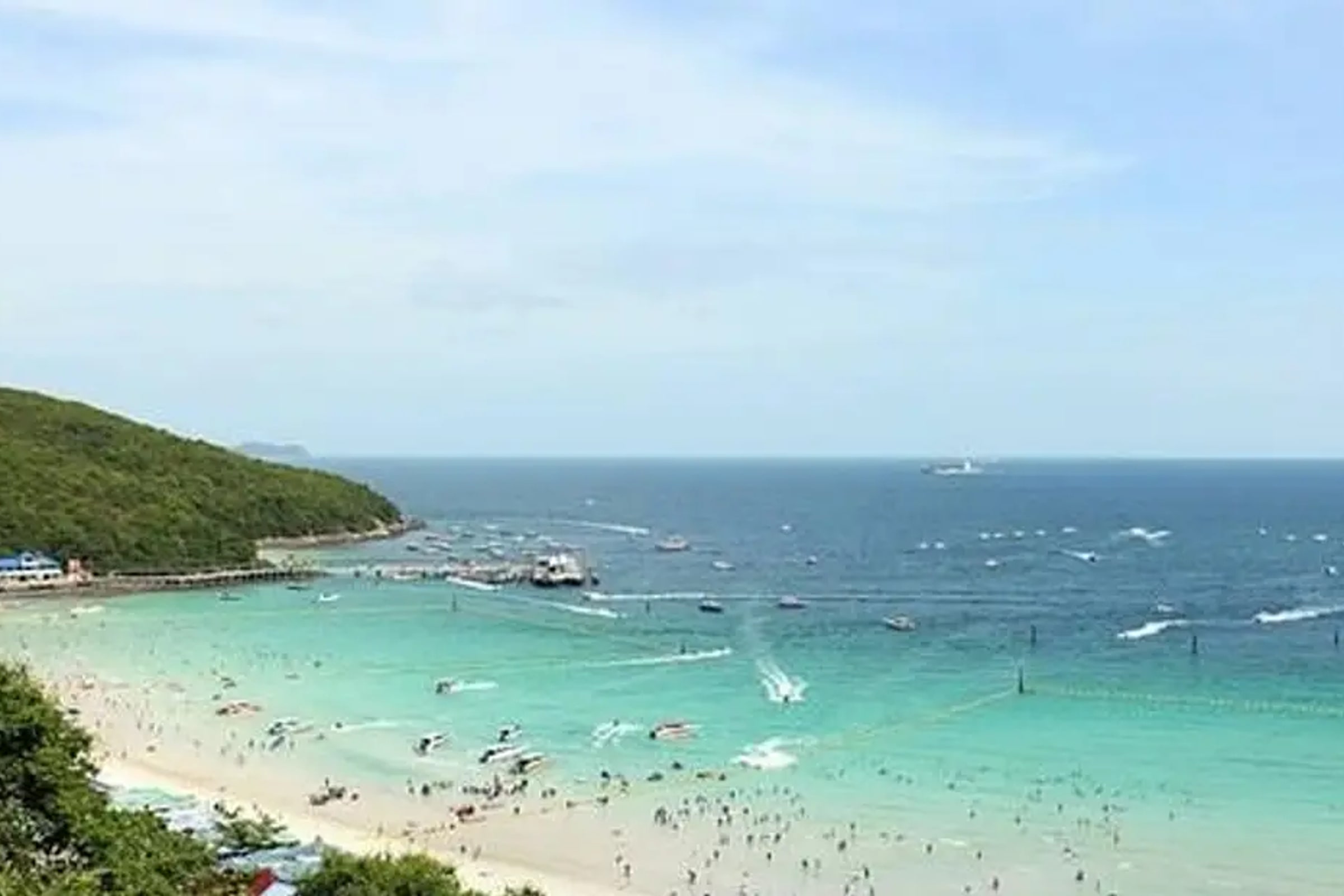 Koh Larn Speedboat Day Trip from Pattaya with Lunch and Water Activities