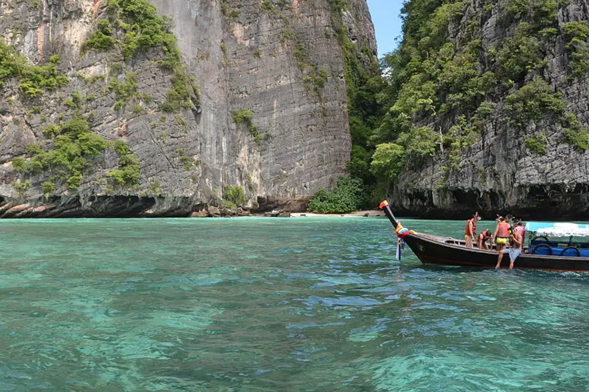 Phi Phi & Bamboo Islands Trip