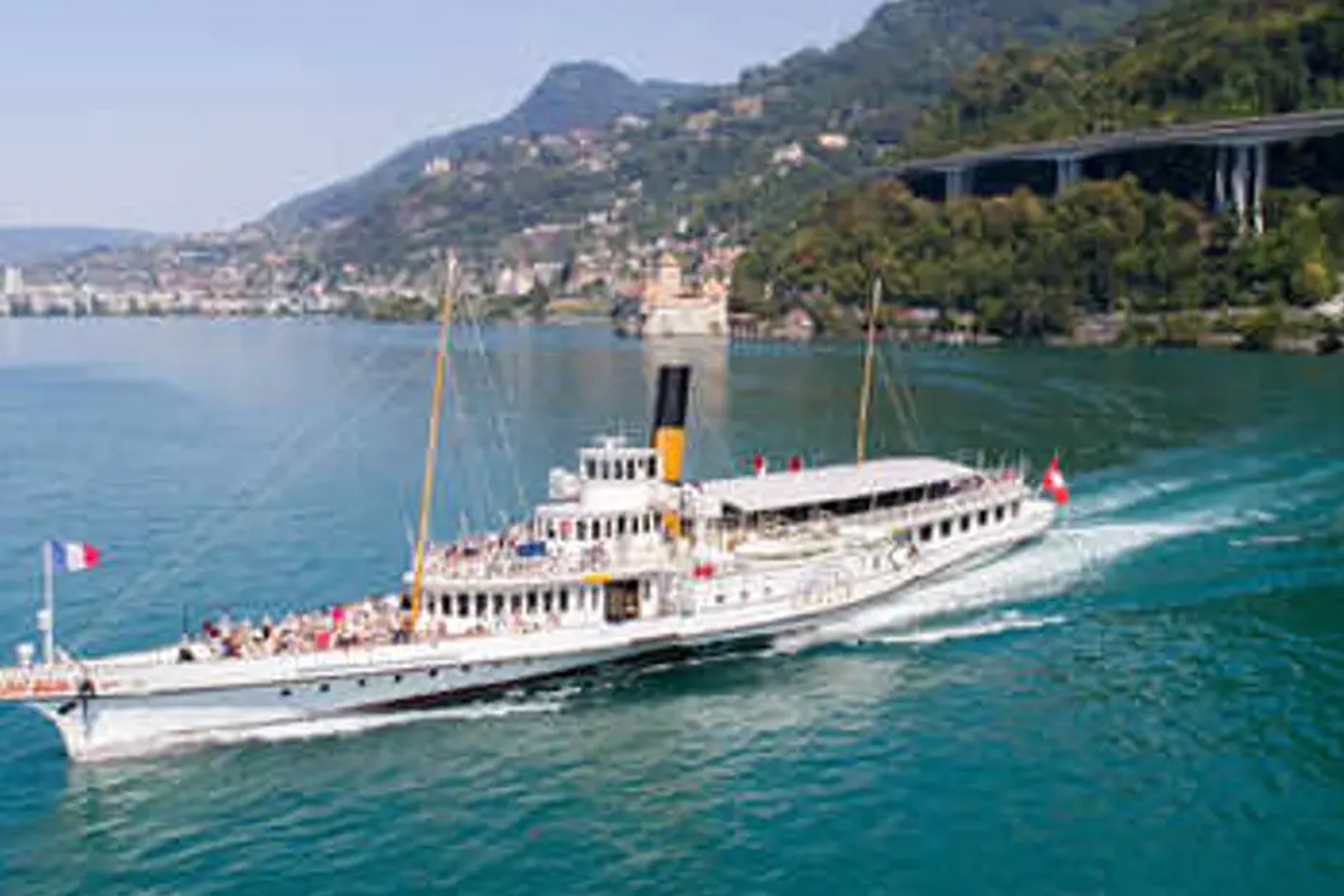 Swiss Riviera Tour : Lausanne, Montreux & Chateau Chillon
