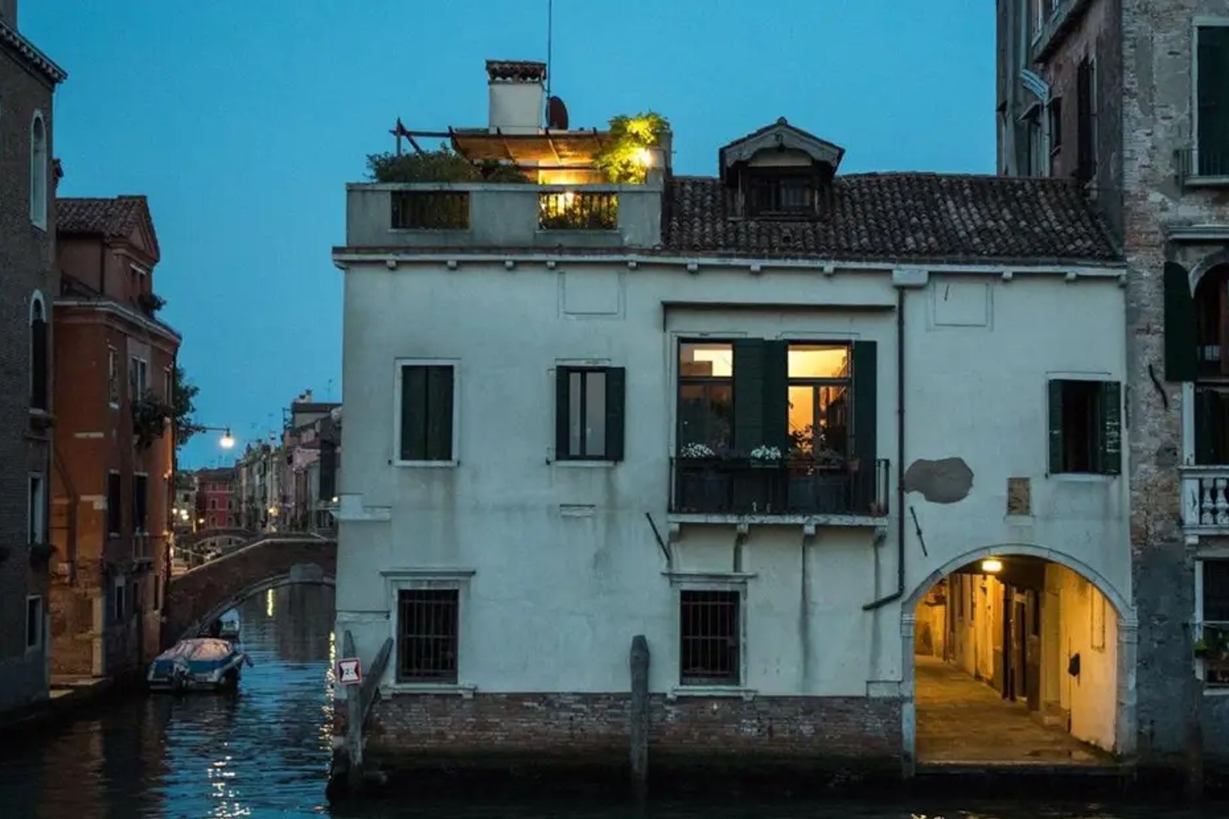 Mystery tour in Venice: legends and ghosts of Cannaregio district
