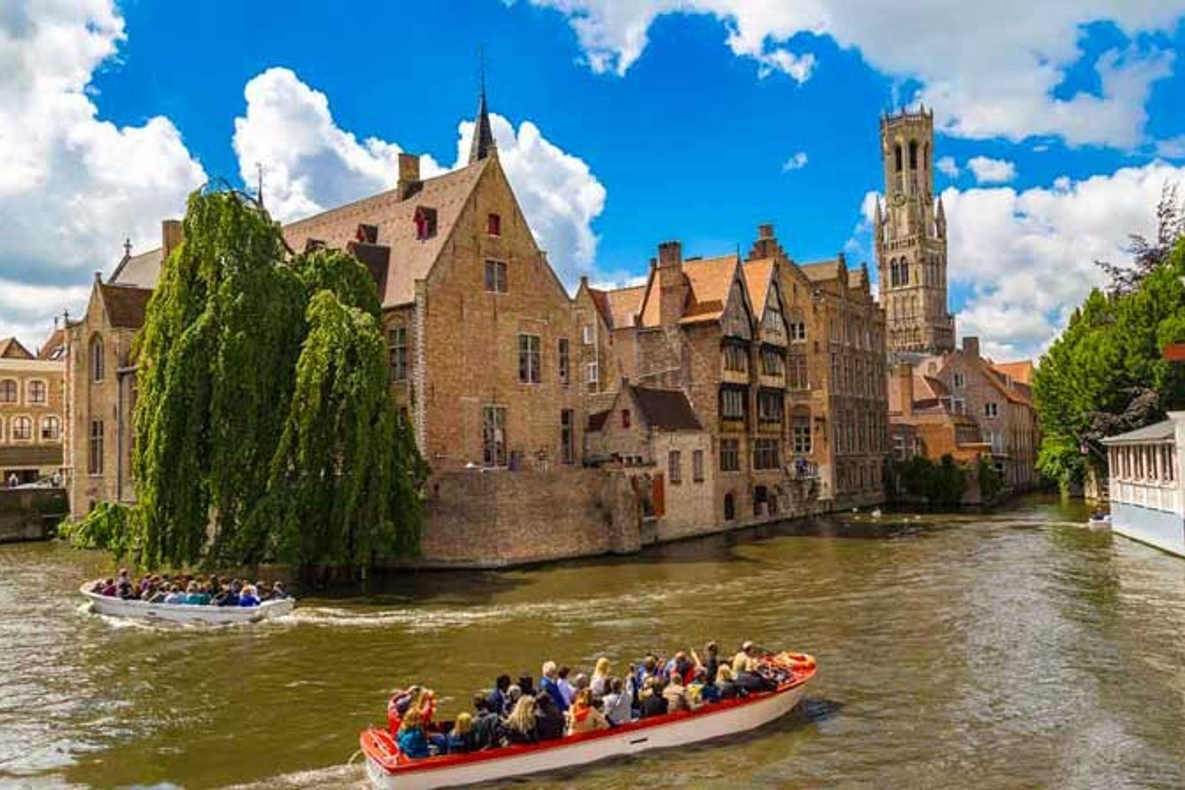 Guided tour of Bruges Day Trip with transport from Paris