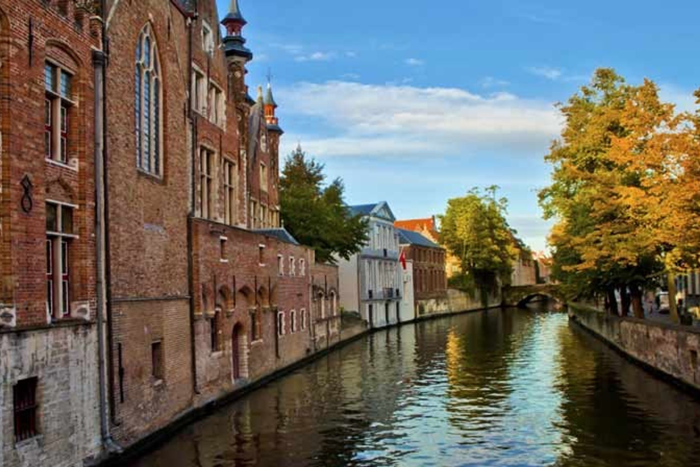 Guided tour of Bruges Day Trip with transport from Paris