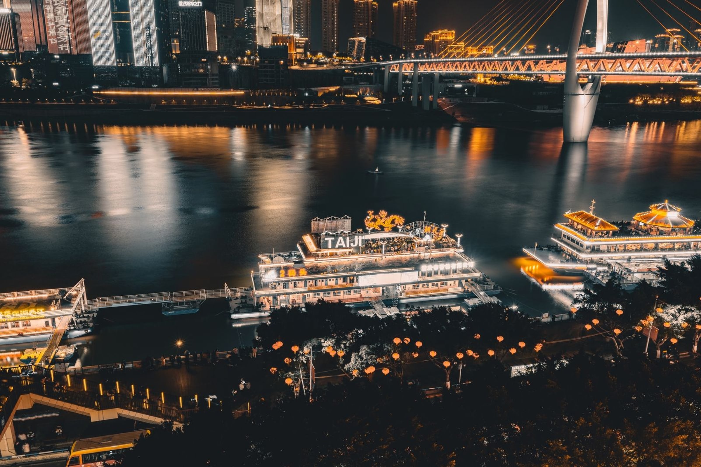 Ultimate China Expedition & Yangtze Cruise – 12N/13D