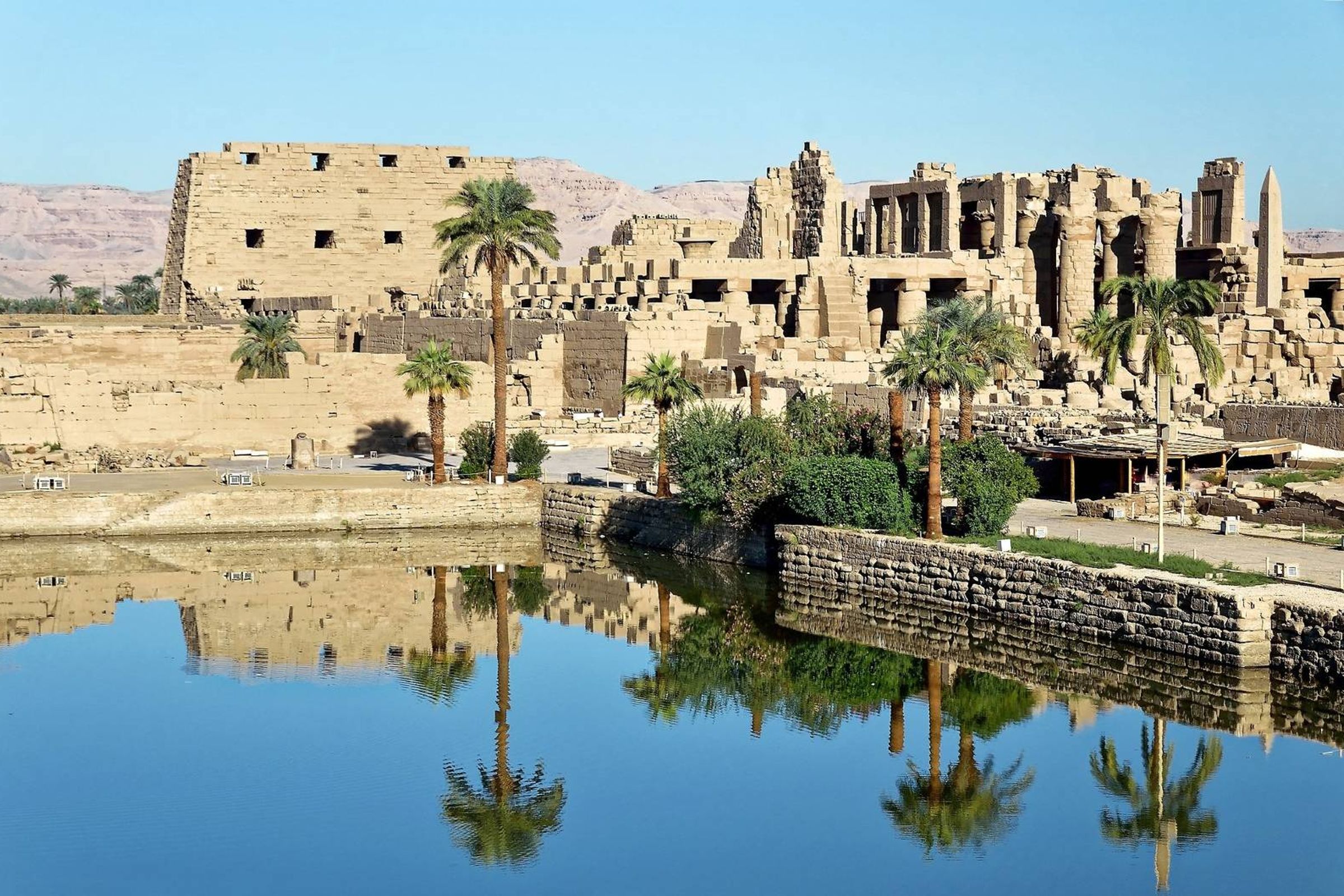 Cairo – Nile Cruise – Sharm (09 Days / 08 Nights)