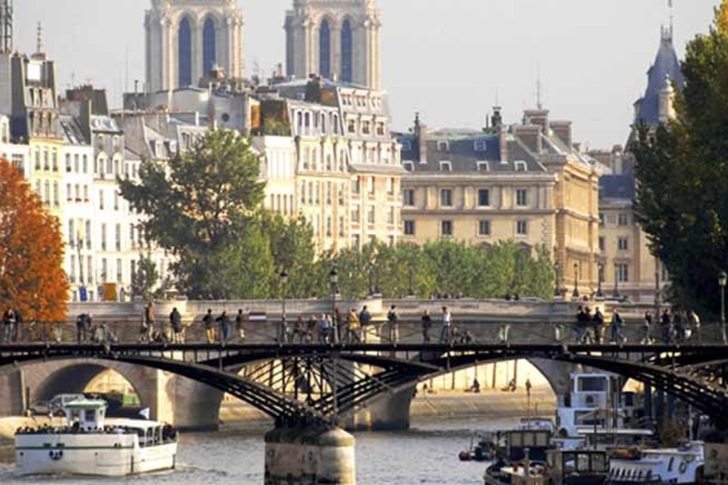 City Tour, Seine Cruise and Eiffel Tower 2nd Floor (reserved access)