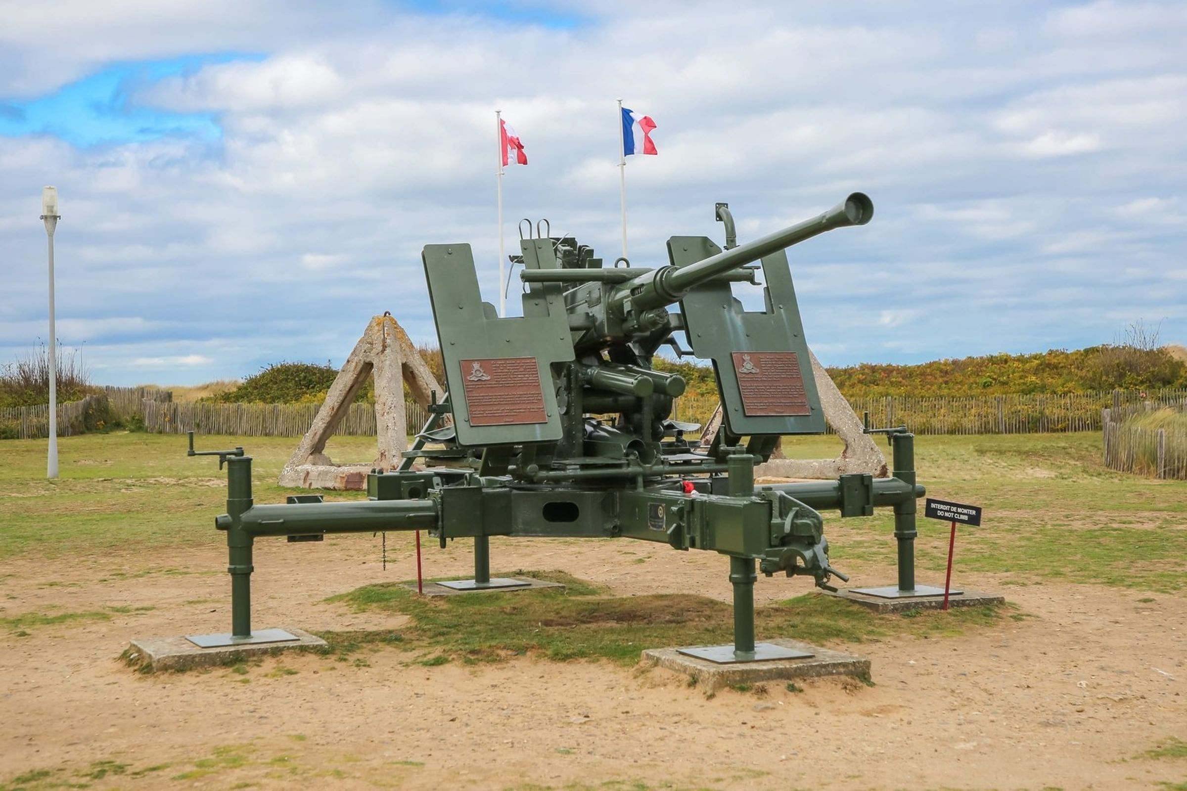 Guided Tour of Normandy D-Day Beaches DayTrip from Paris with transport, lunch included