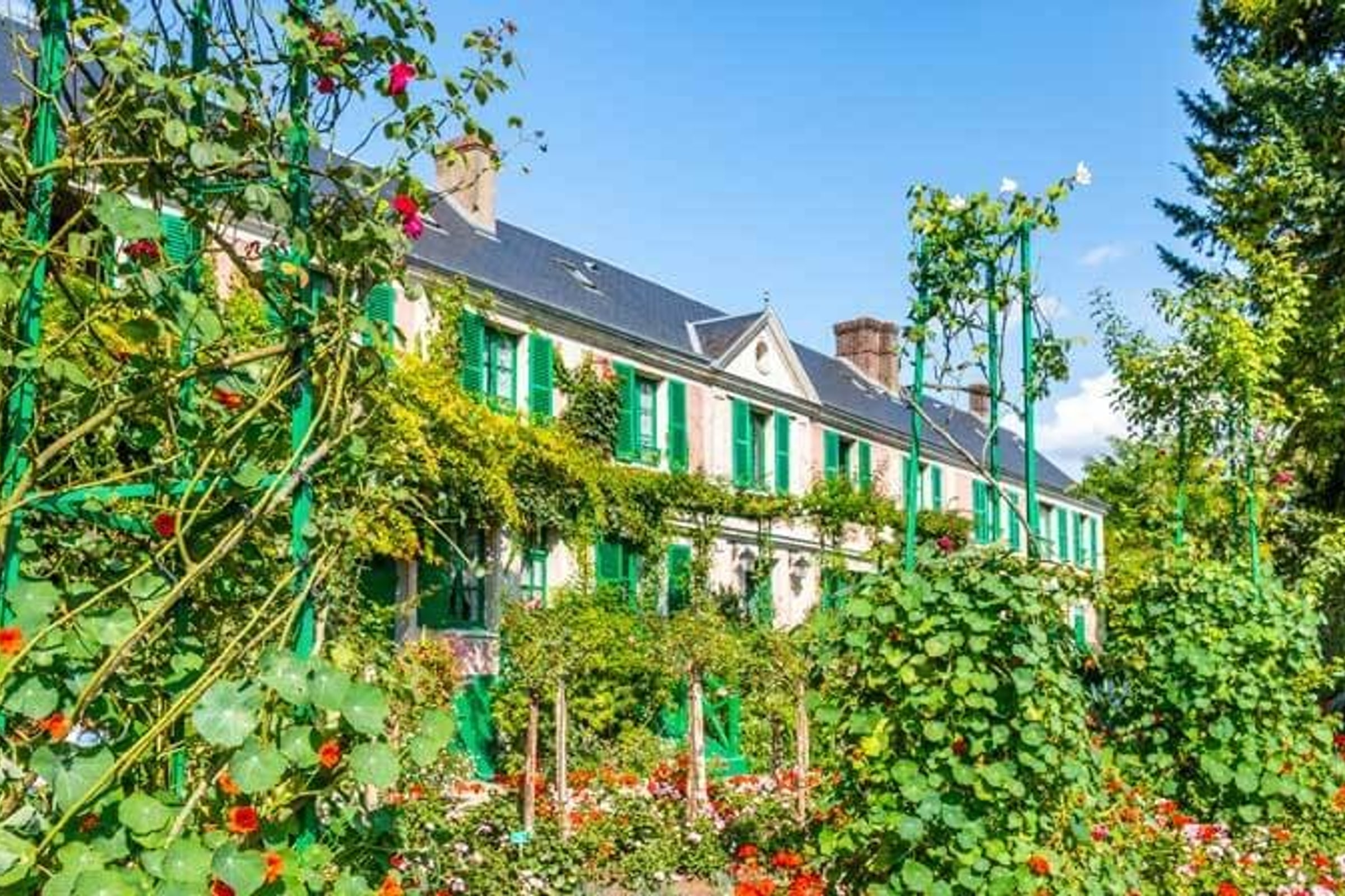 Half Day Trip Guided Tour of Giverny Monet's Gardens from Paris with transportation