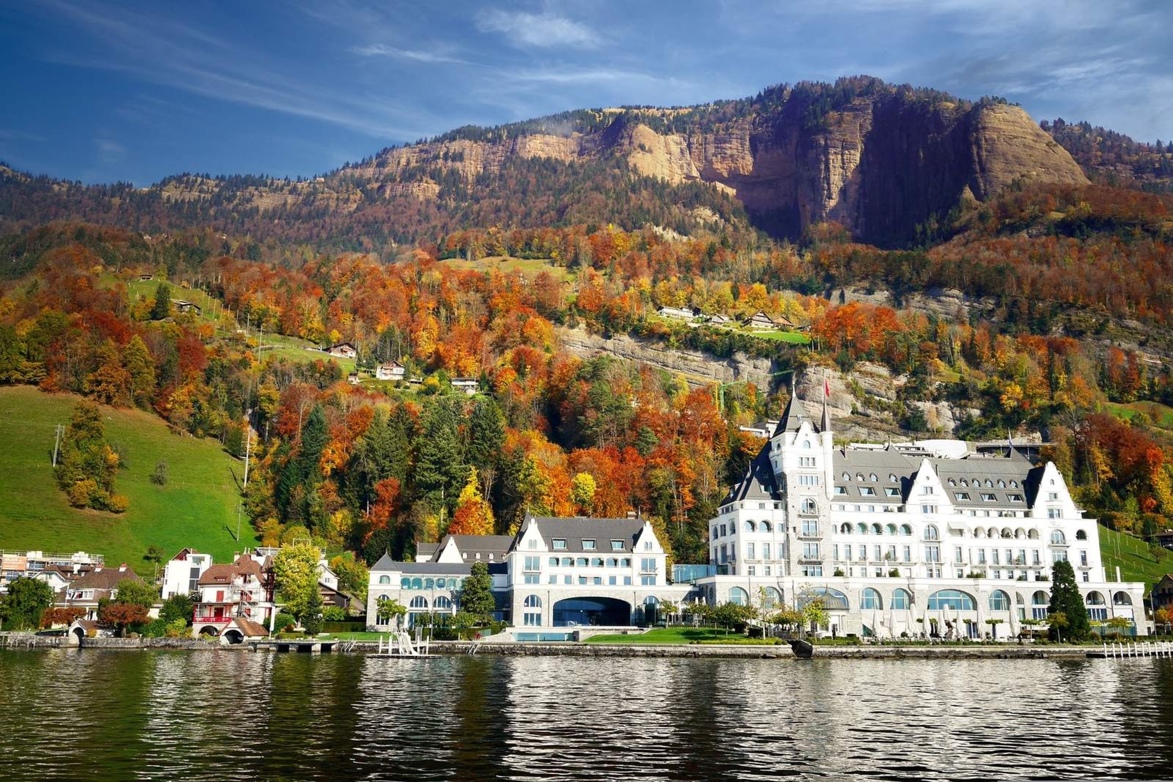 Parisian Lights & Alpine Heights: 7-Day Euro Escape