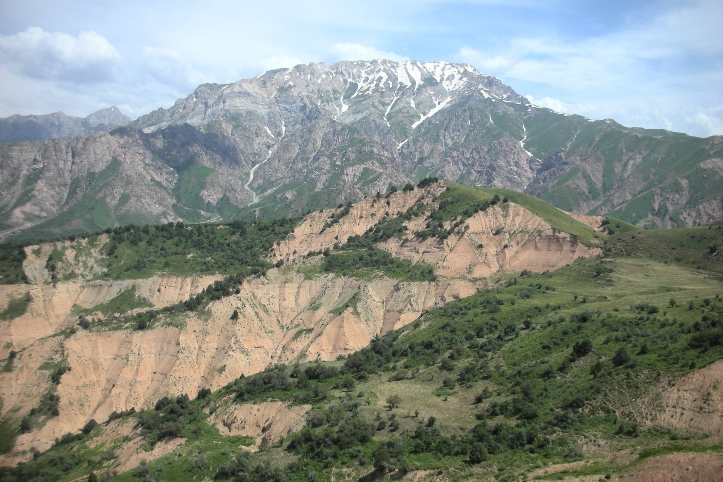Excursión a las montañas de Chimgan y el embalse de Charvak