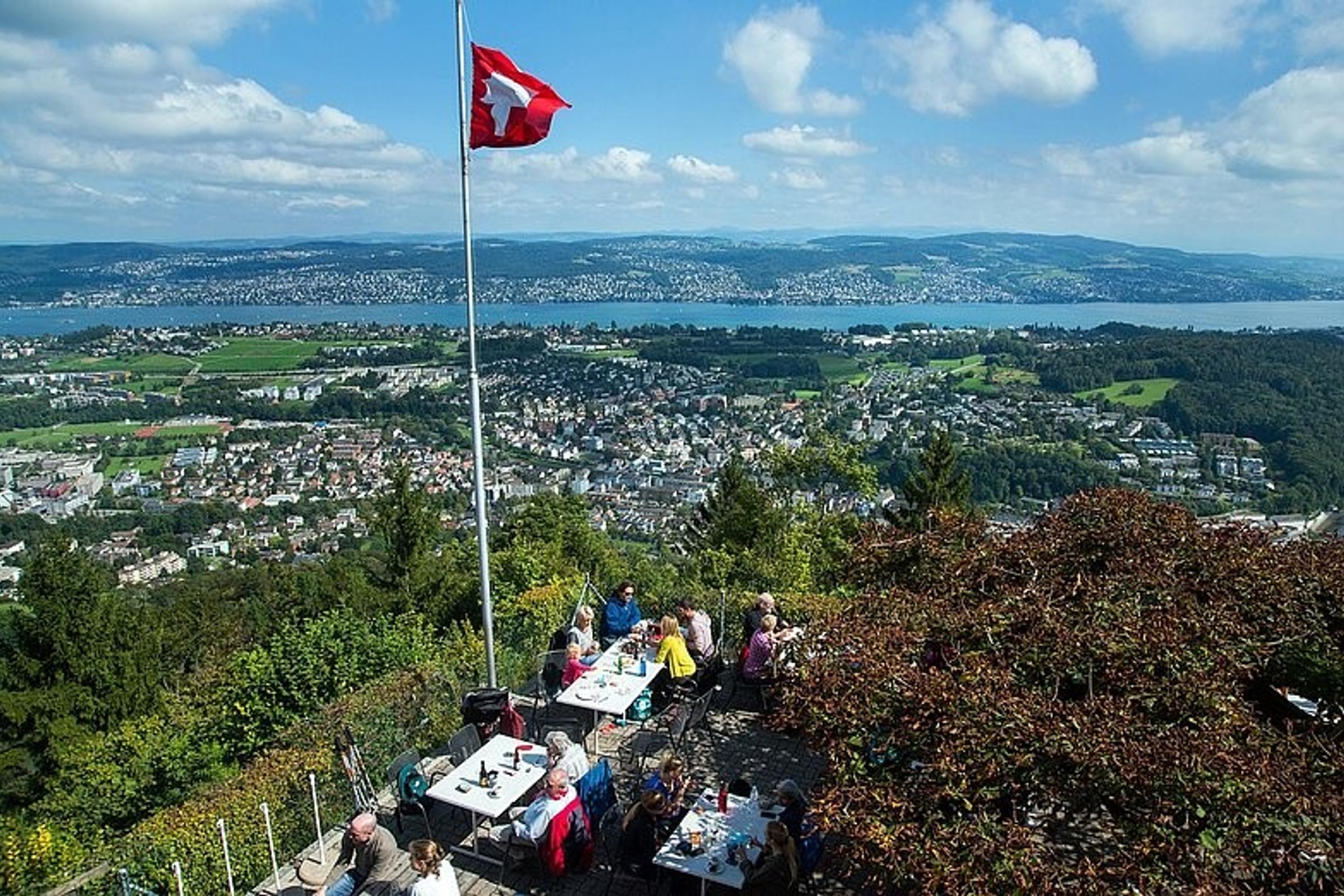 Zurich Sunset Tour with Cheese Fondue