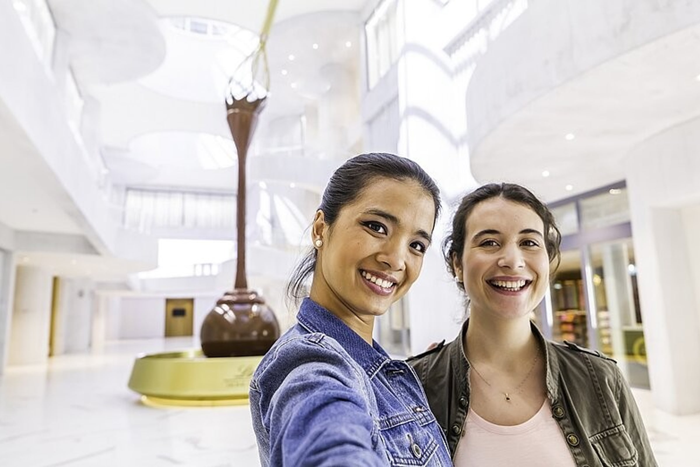 Zurich City Tour with Cruise, Lindt Home of Chocolate & Optional FIFA Museum Admission