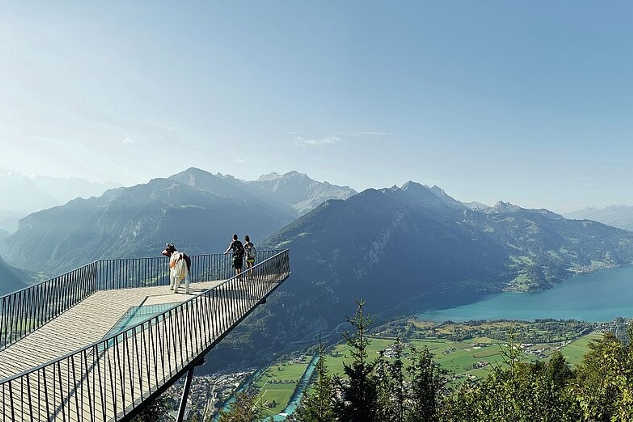 Interlaken - Lakes, Mountains & Adventures