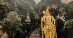 Genting Highlands and Batu Caves Day Tour