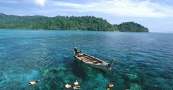 James Bond Island and Phang Nga Bay Day Tour by Longtail Boat with Sea Canoeing