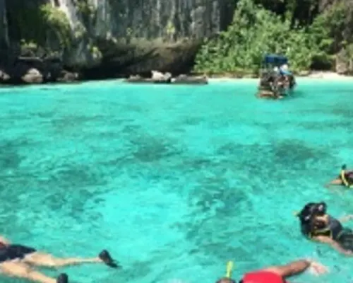 Phi Phi & Bamboo Islands Trip