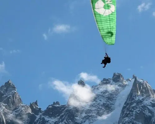 Chamonix Mont Blanc Paragliding Experience in the Alps from Geneva