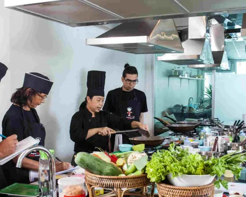 Bangkok Thai Cooking Academy