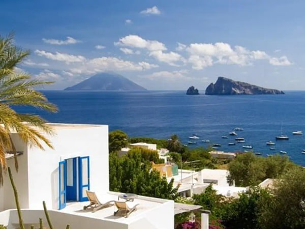 Aeolian Islands Day Trip from Taormina: Stromboli and Panarea