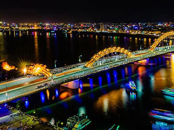 Night Out in Da Nang Culinary Tour
