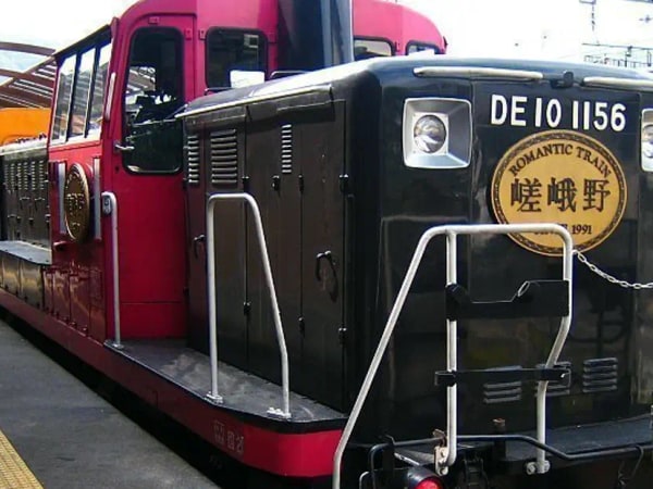 Sagano Romantic Train Ticket (Kyoto Station Pick Up)